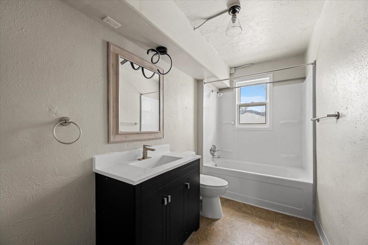 314 5th Street Property Photo 8