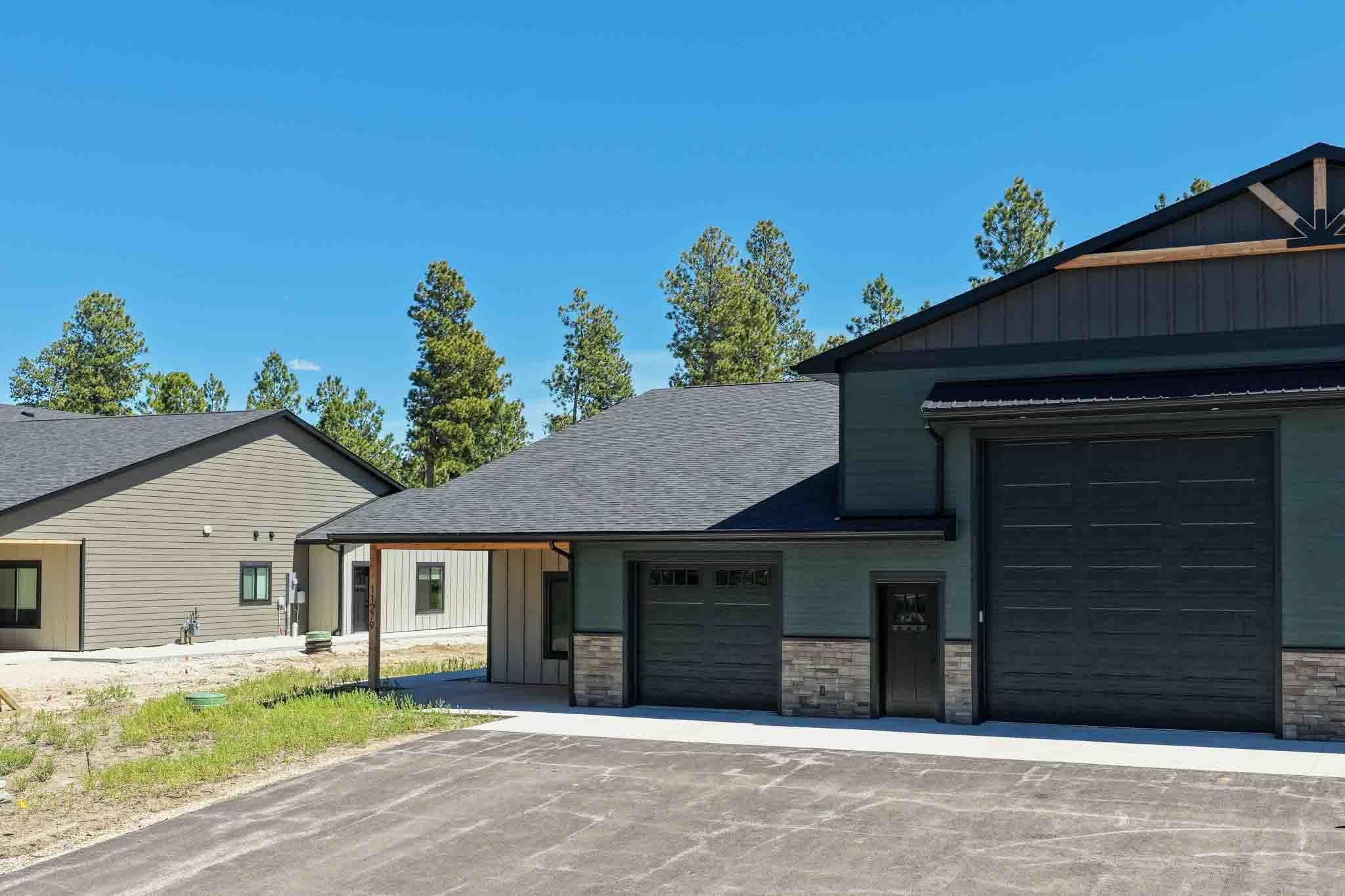11279 Black Forest Road Property Photo 14