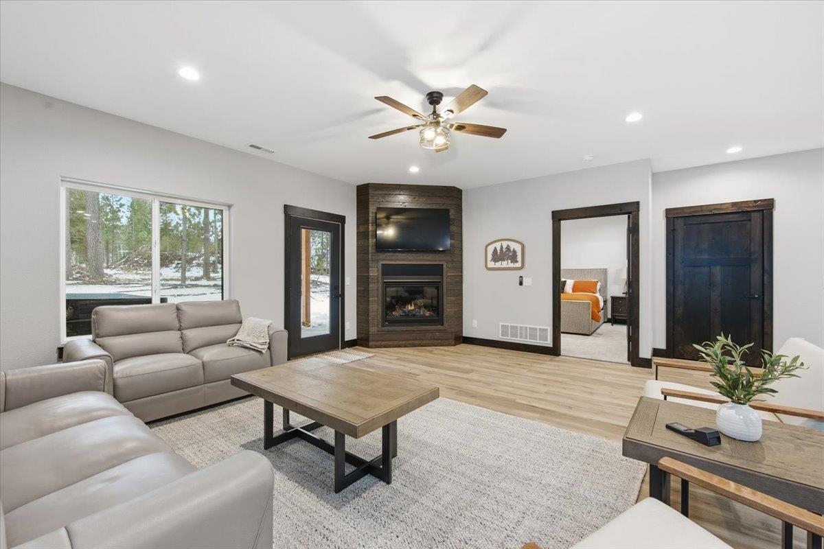 11279 Black Forest Road Property Photo 23