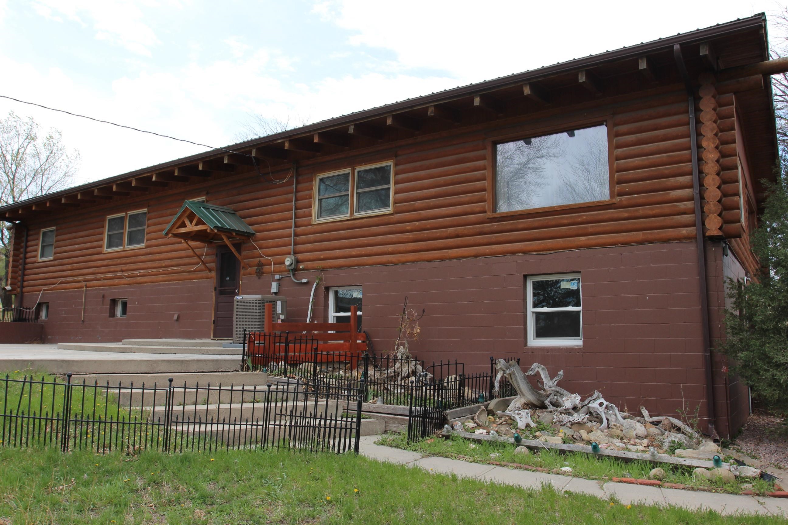1004 F Street Property Photo 4