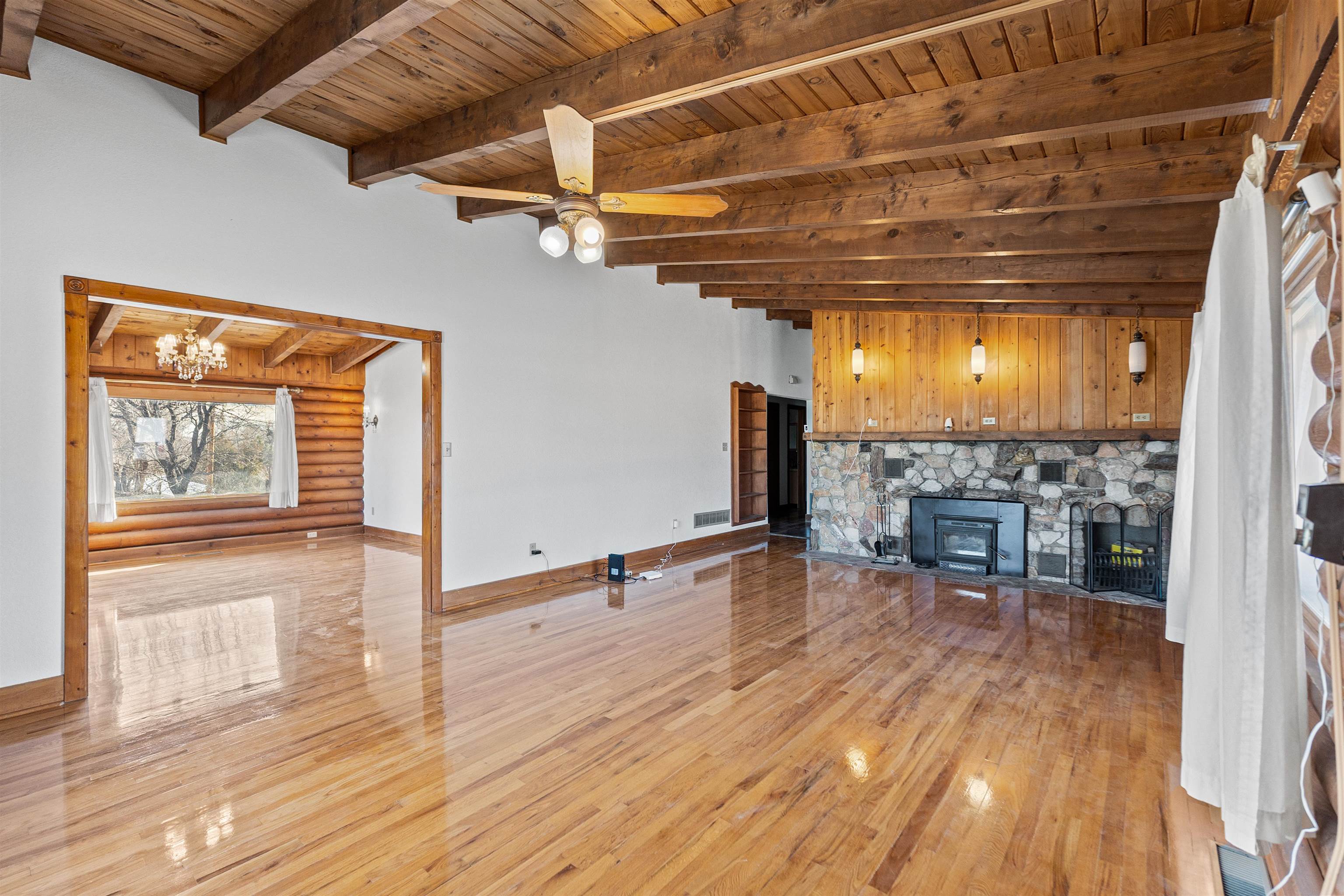 1004 F Street Property Photo 11