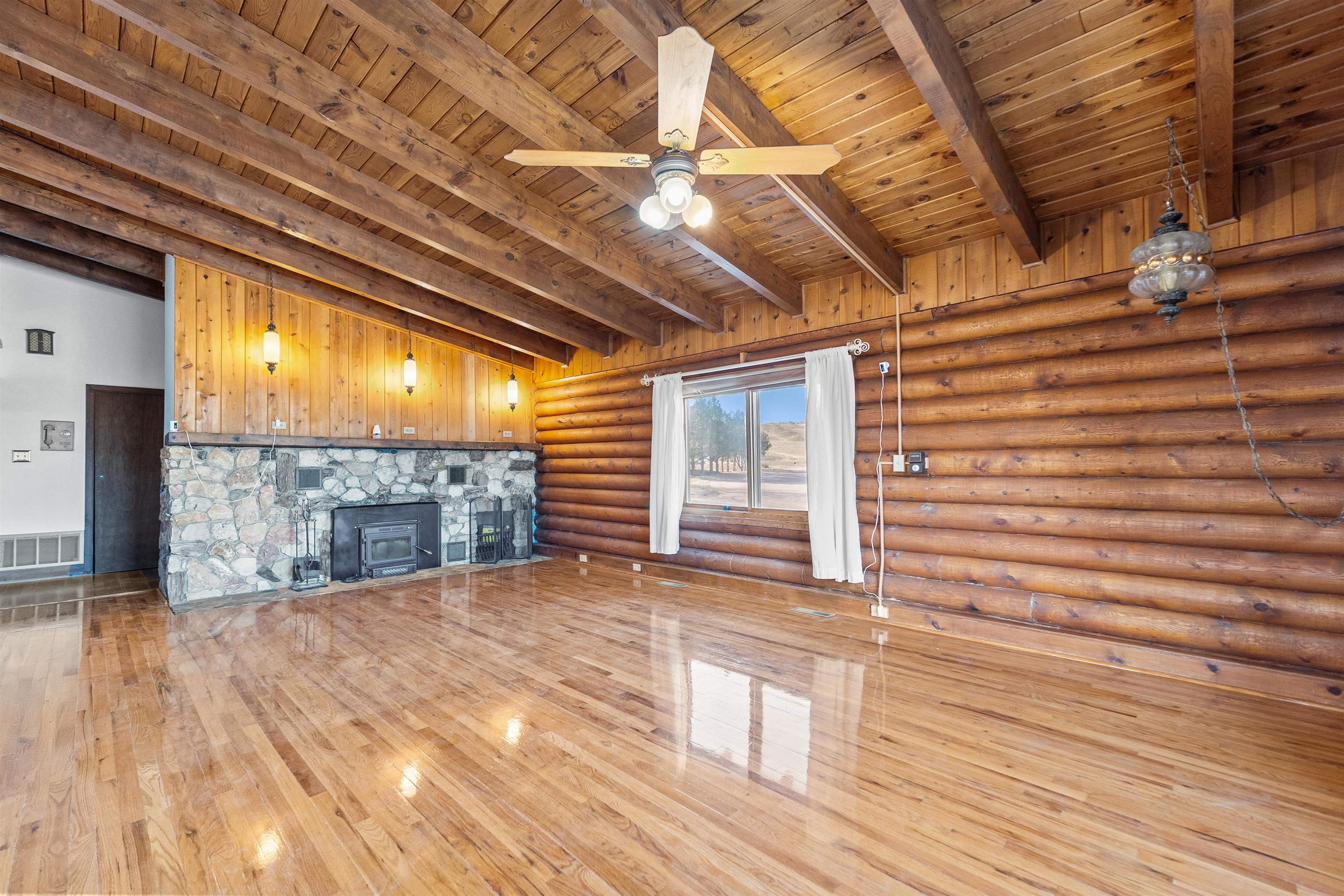 1004 F Street Property Photo 12