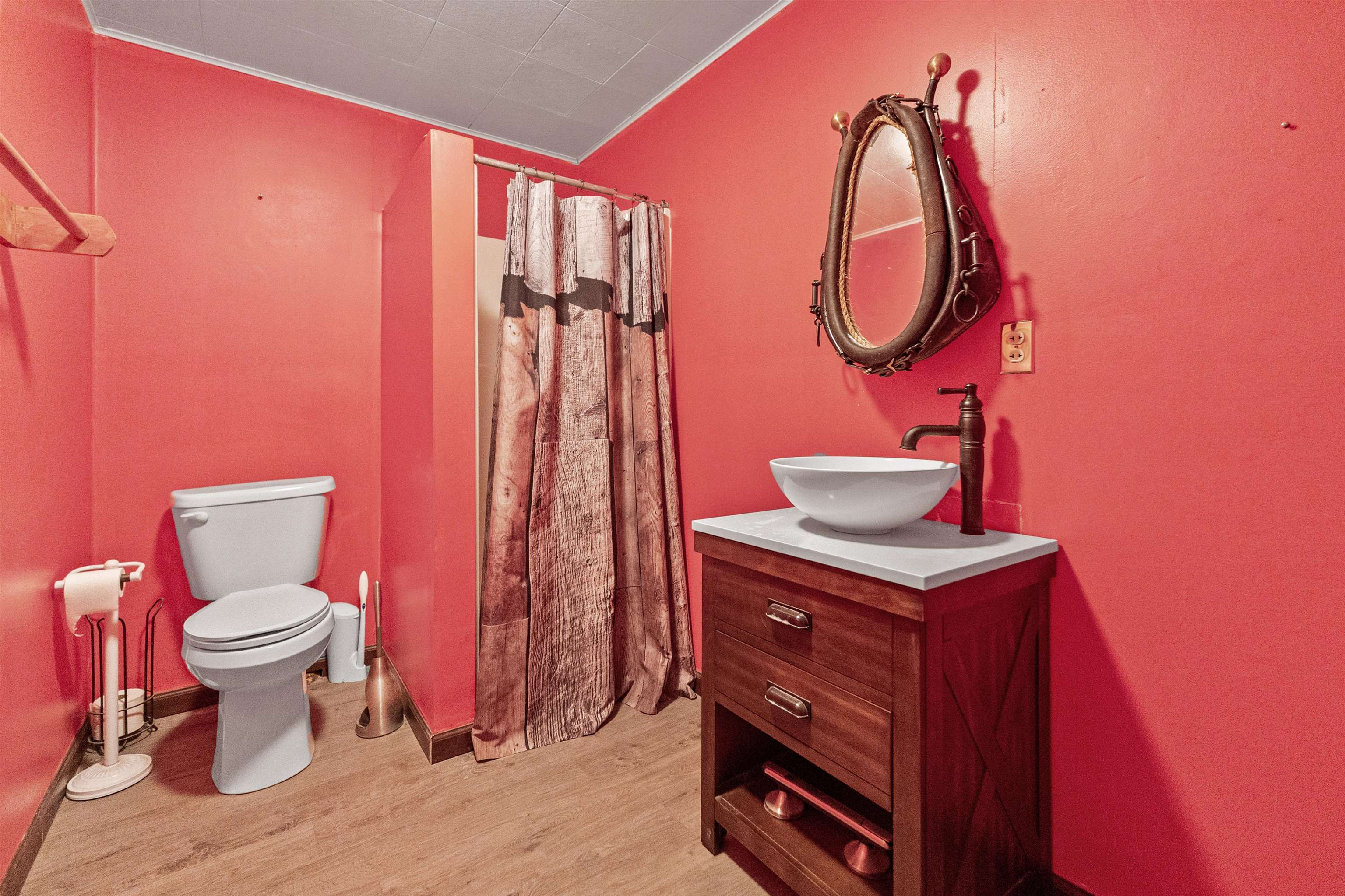 1004 F Street Property Photo 36