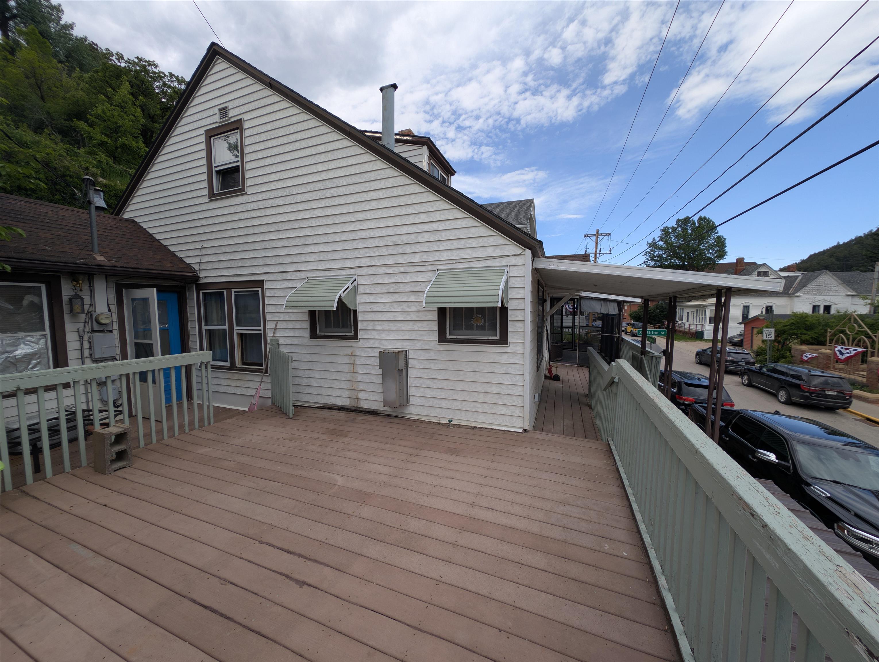 424 Williams Street Property Photo 2
