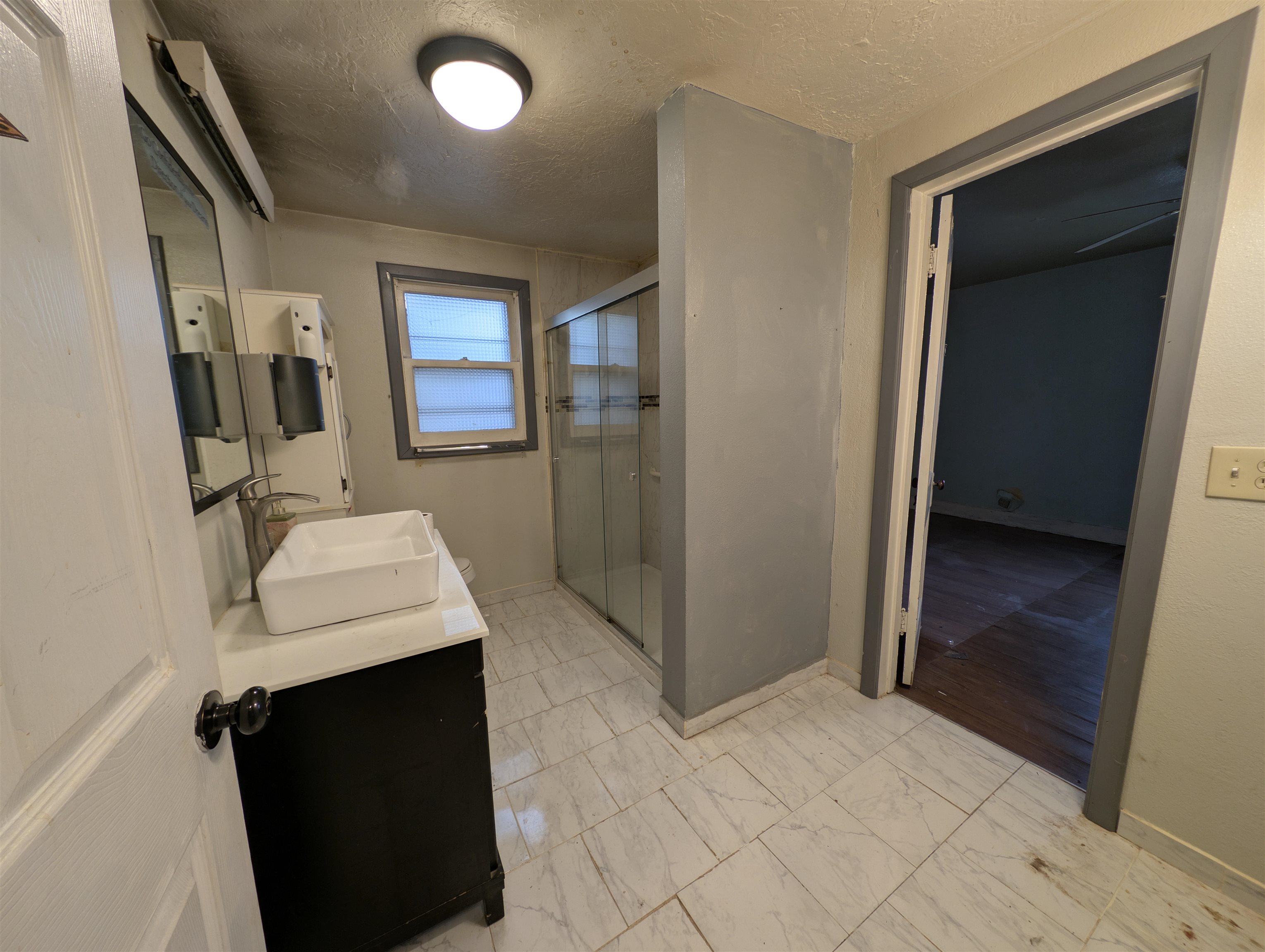 424 Williams Street Property Photo 12