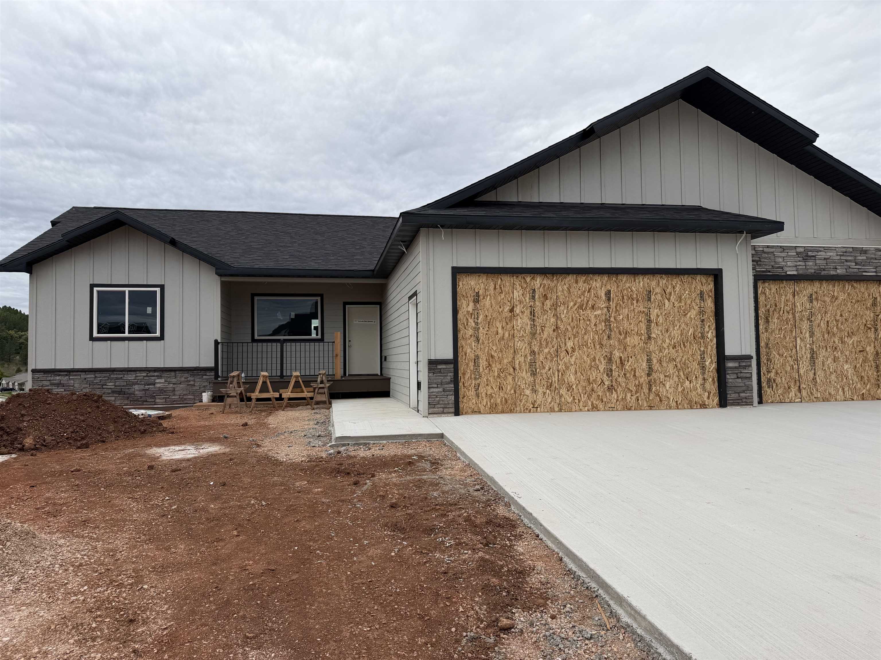 598 Gooseberry Road Property Photo 2