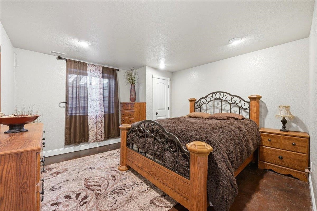 12312 Stampede Road Property Photo 11