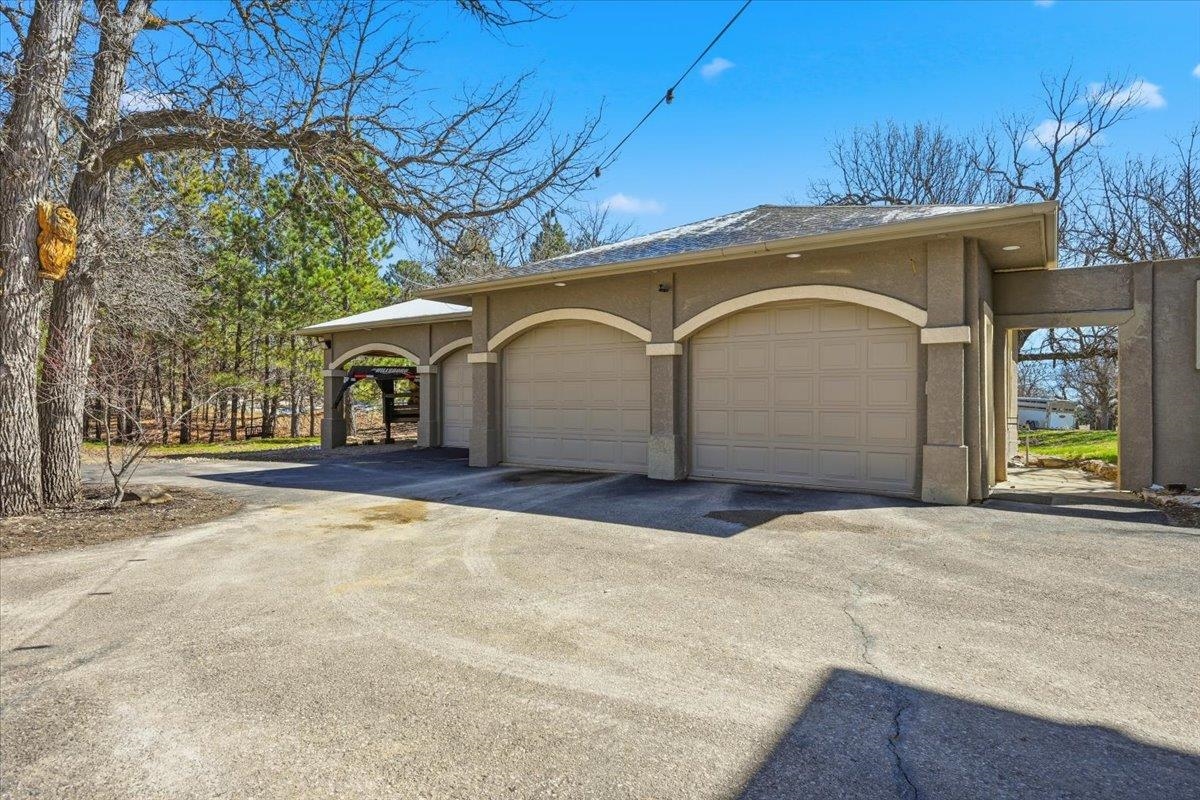 12312 Stampede Road Property Photo 21