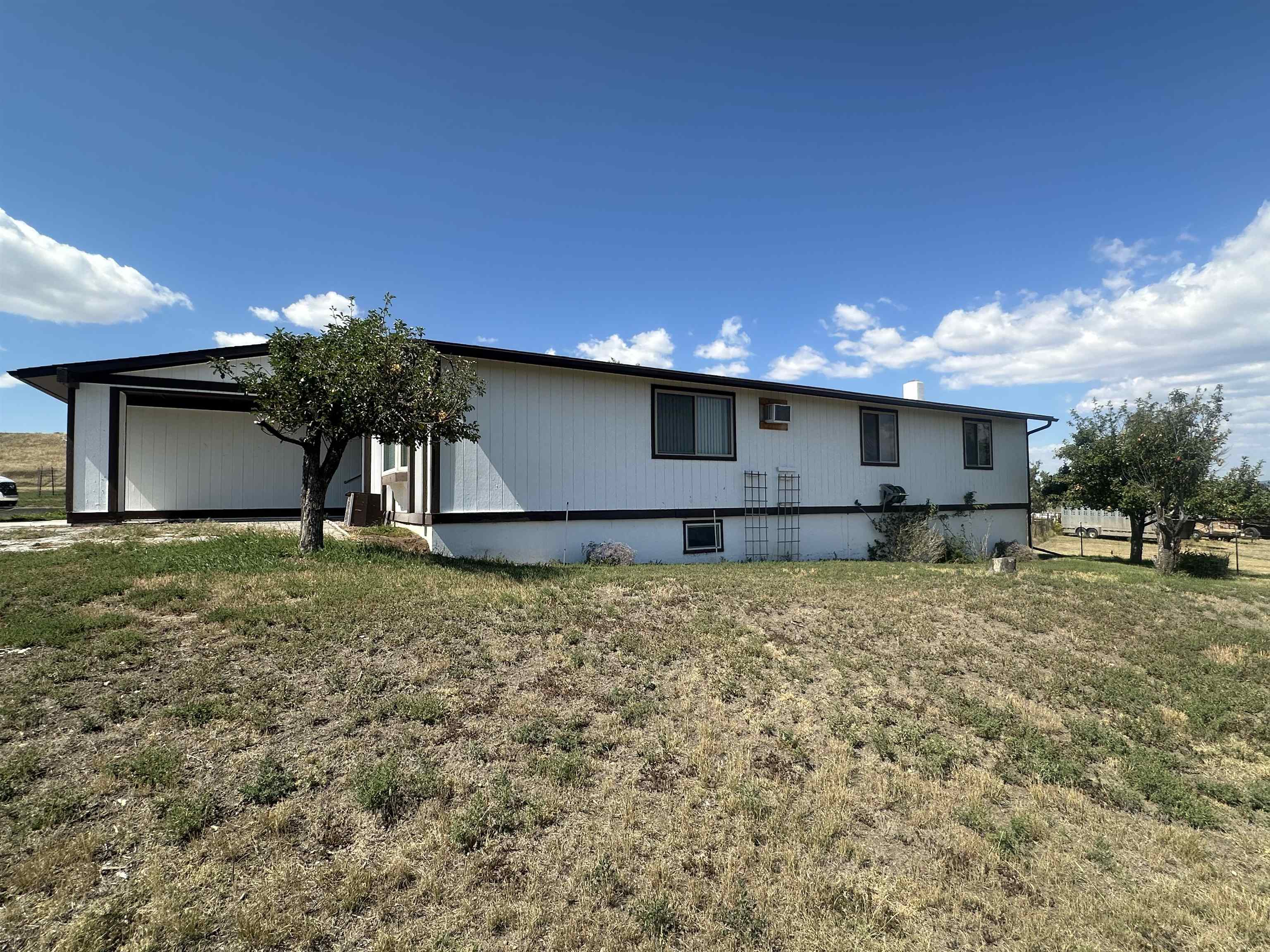 1104 C Street Property Photo 2