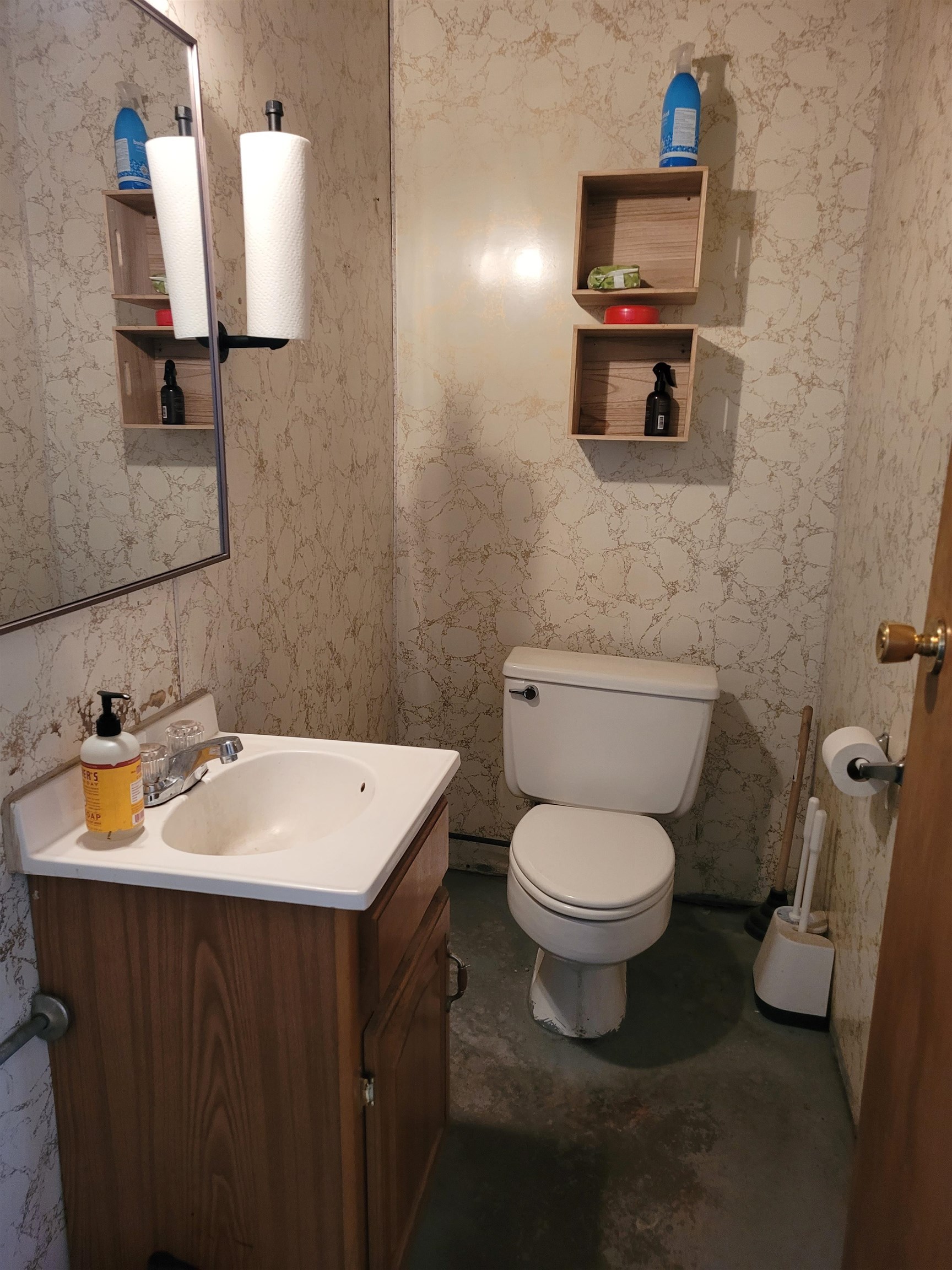 104 W Mt. Rushmore Road Property Photo 22