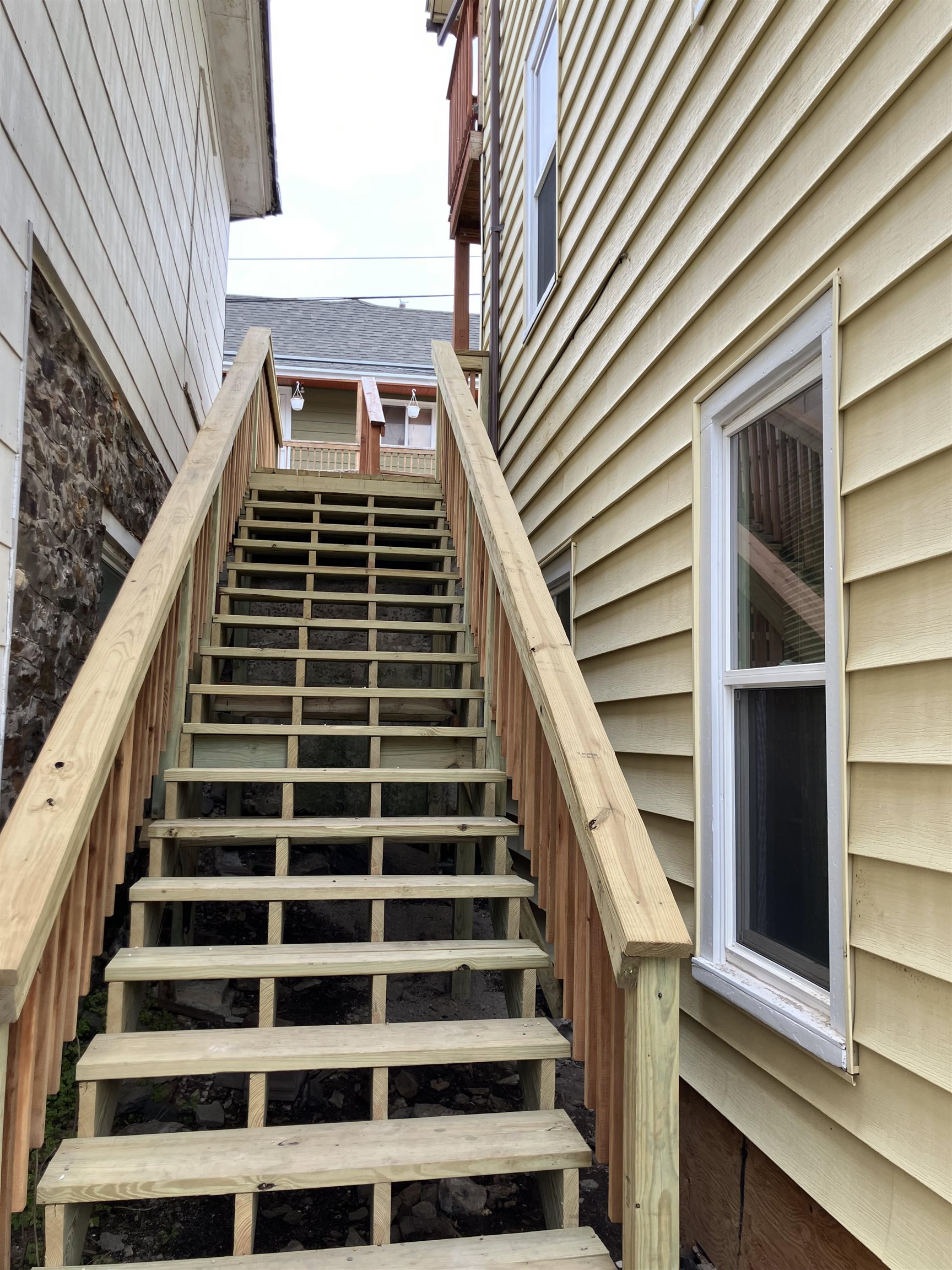 330 Gwinn Avenue Property Photo 12