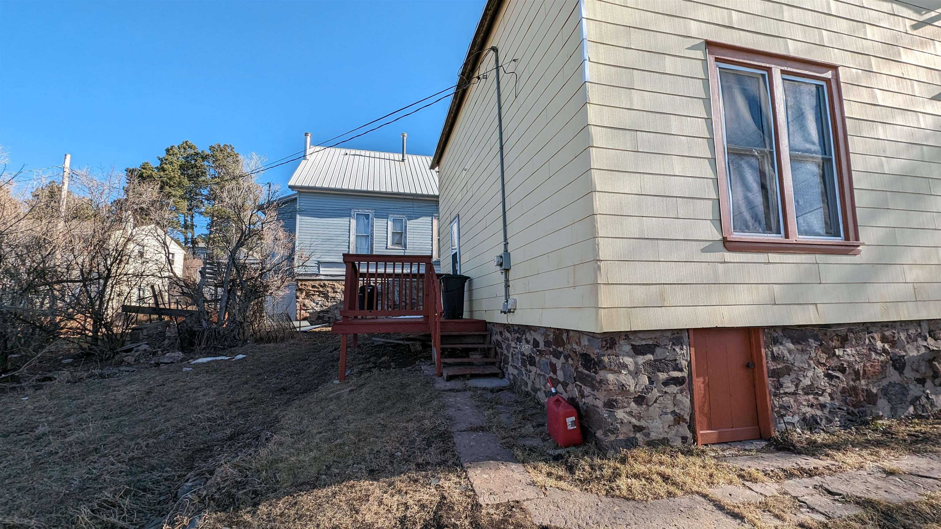 610 Sawyer Street Property Photo 28