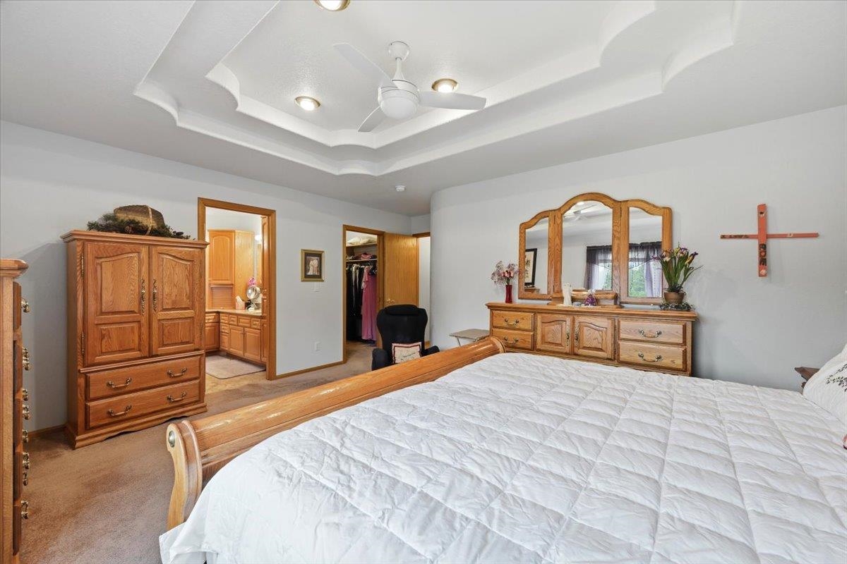 1129 Foothills Road Property Photo 9