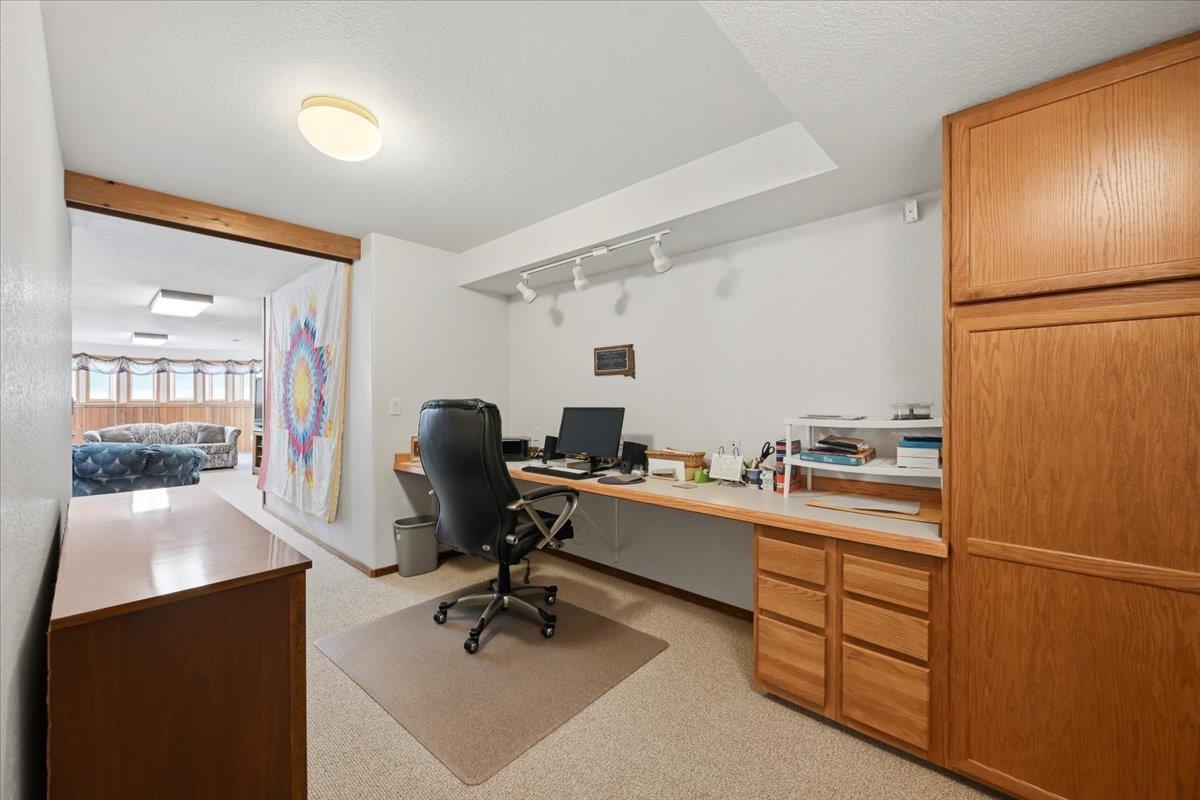 1129 Foothills Road Property Photo 19