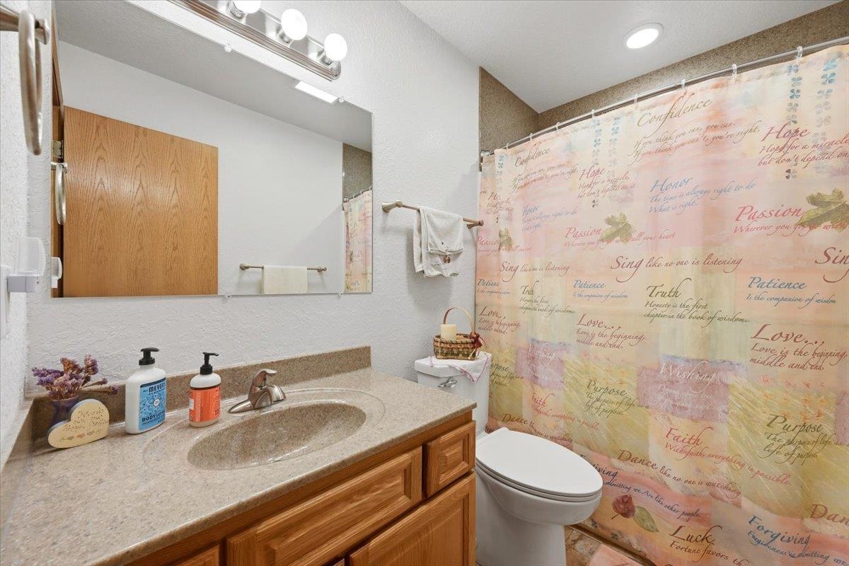 1129 Foothills Road Property Photo 24