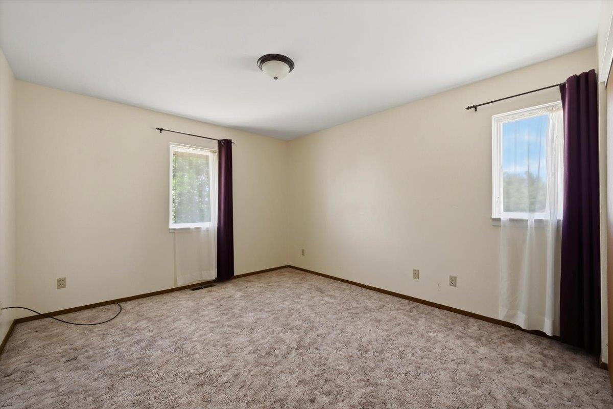 1b Statesboro Drive Property Photo 14