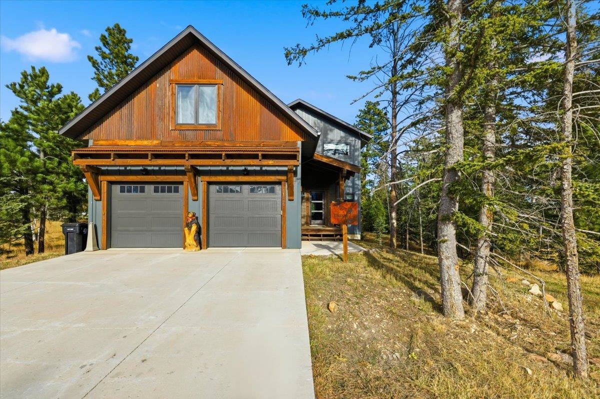 21246 Cozy Court Property Photo 1