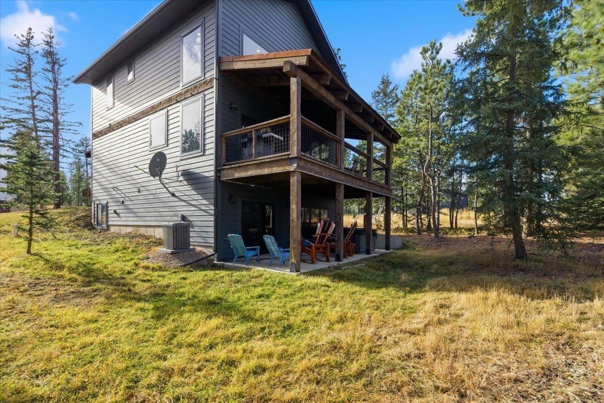 21246 Cozy Court Property Photo 3