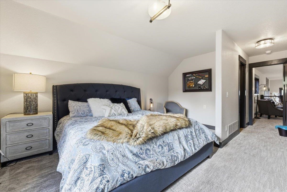21246 Cozy Court Property Photo 17
