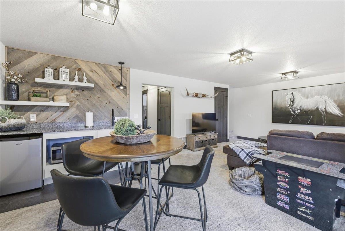 21246 Cozy Court Property Photo 22