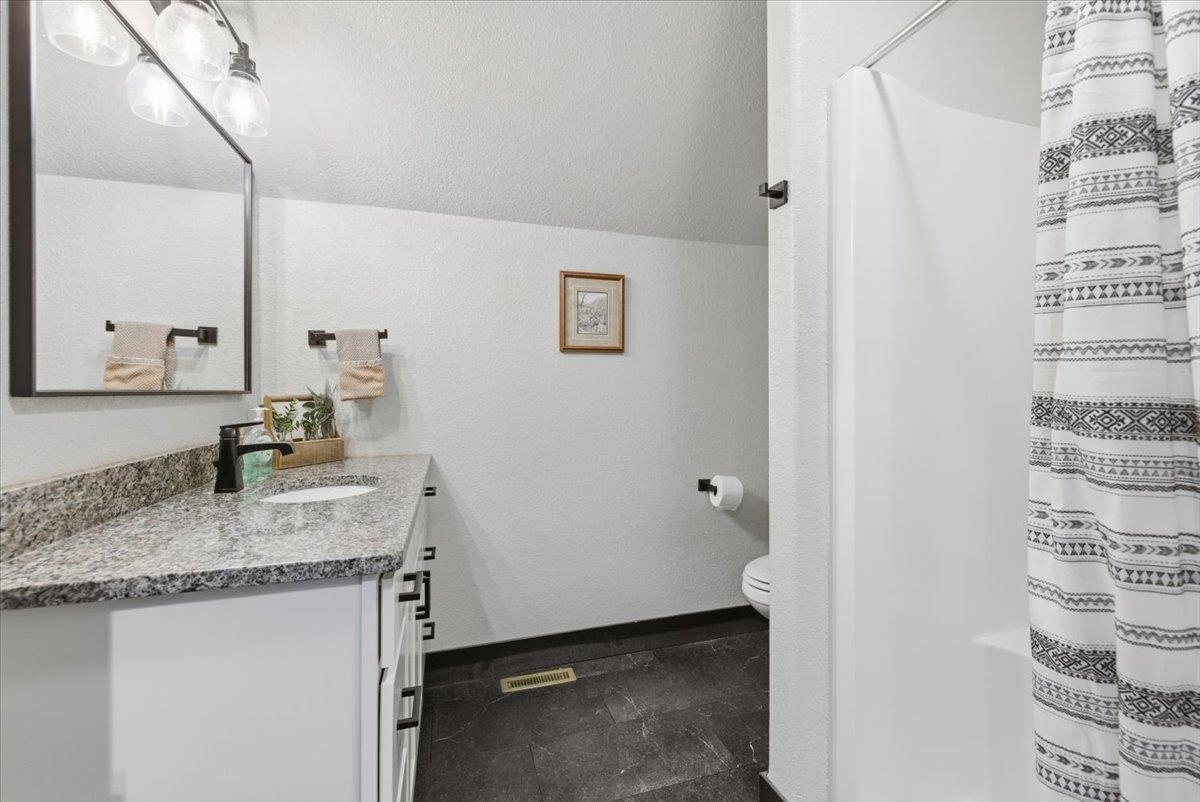 21246 Cozy Court Property Photo 29