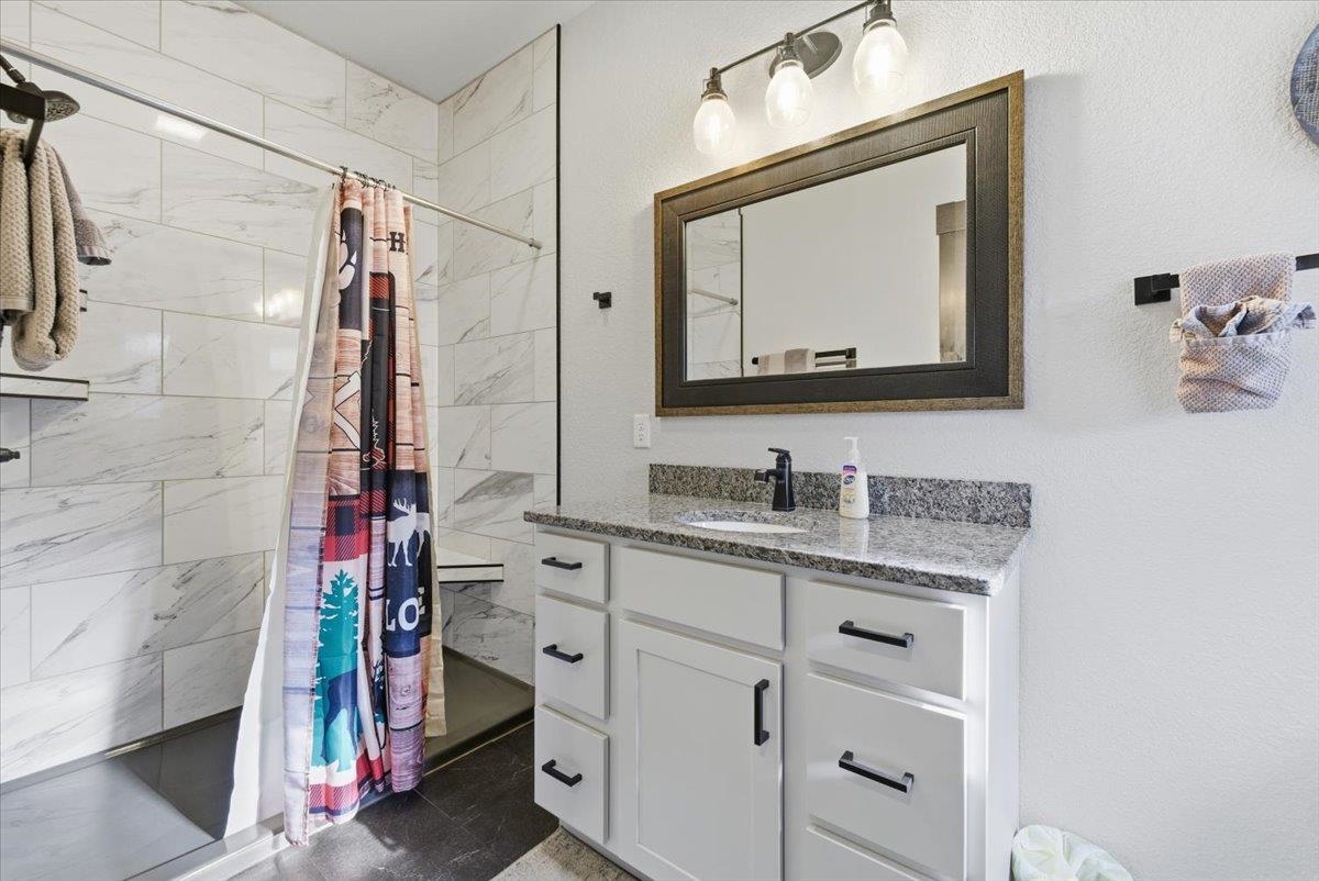 21246 Cozy Court Property Photo 34