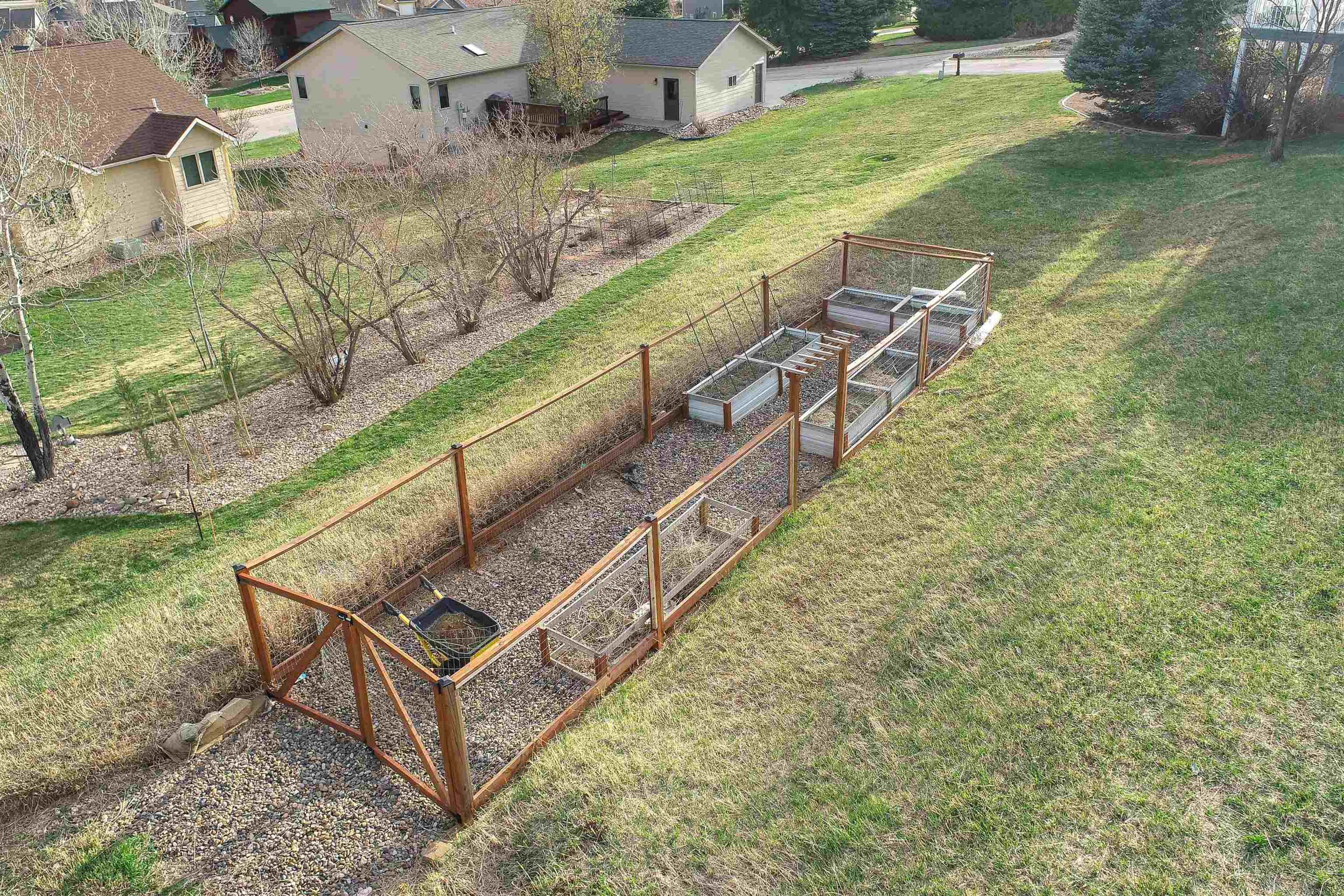 1822 Roundup Circle Property Photo 9