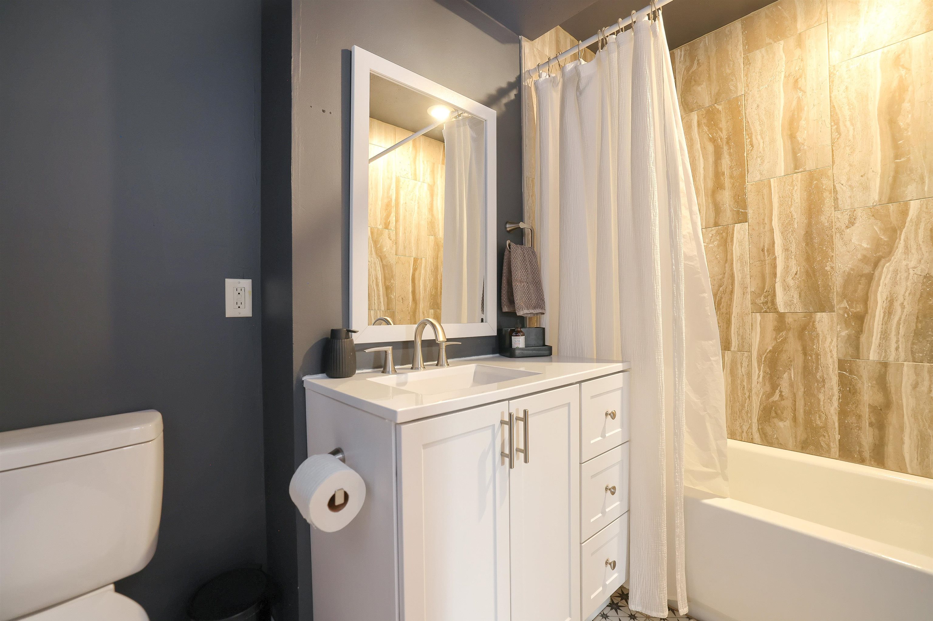 1822 Roundup Circle Property Photo 31