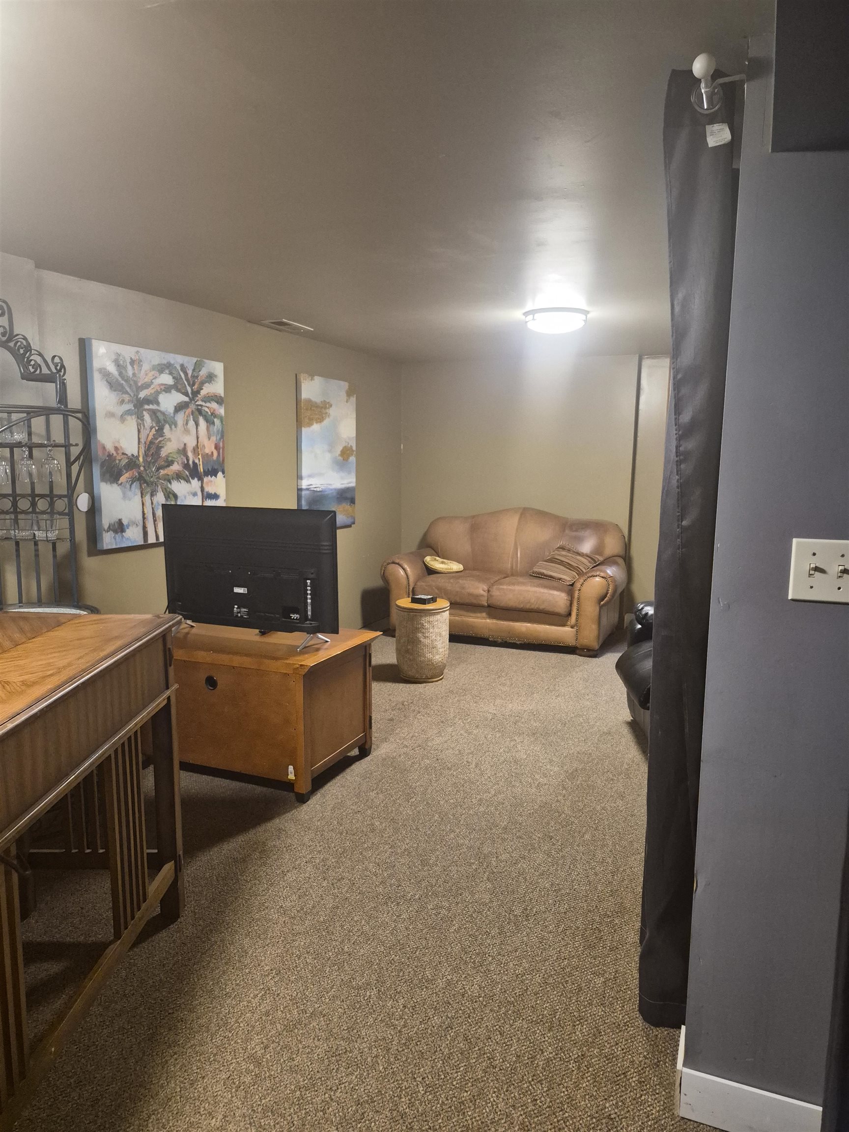 1228 Quincy Street Property Photo 6