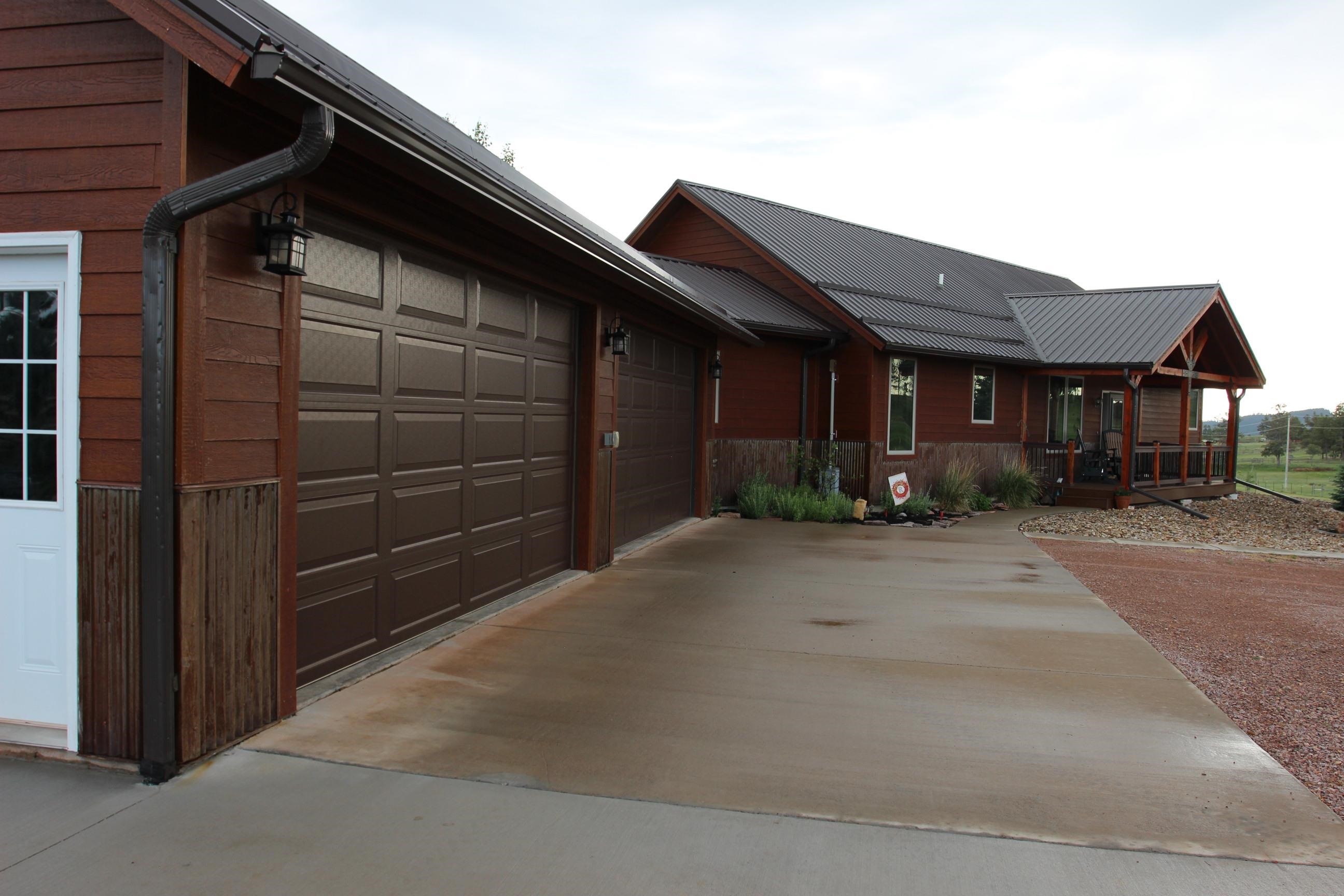 27909 Lariat Circle Property Photo 3