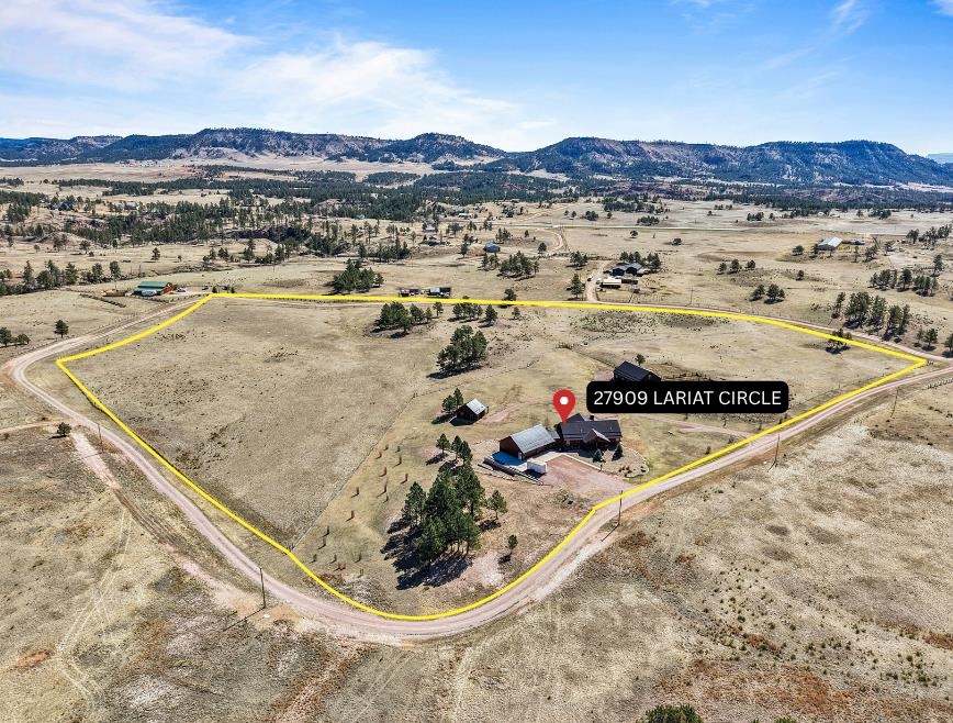 27909 Lariat Circle Property Photo 4