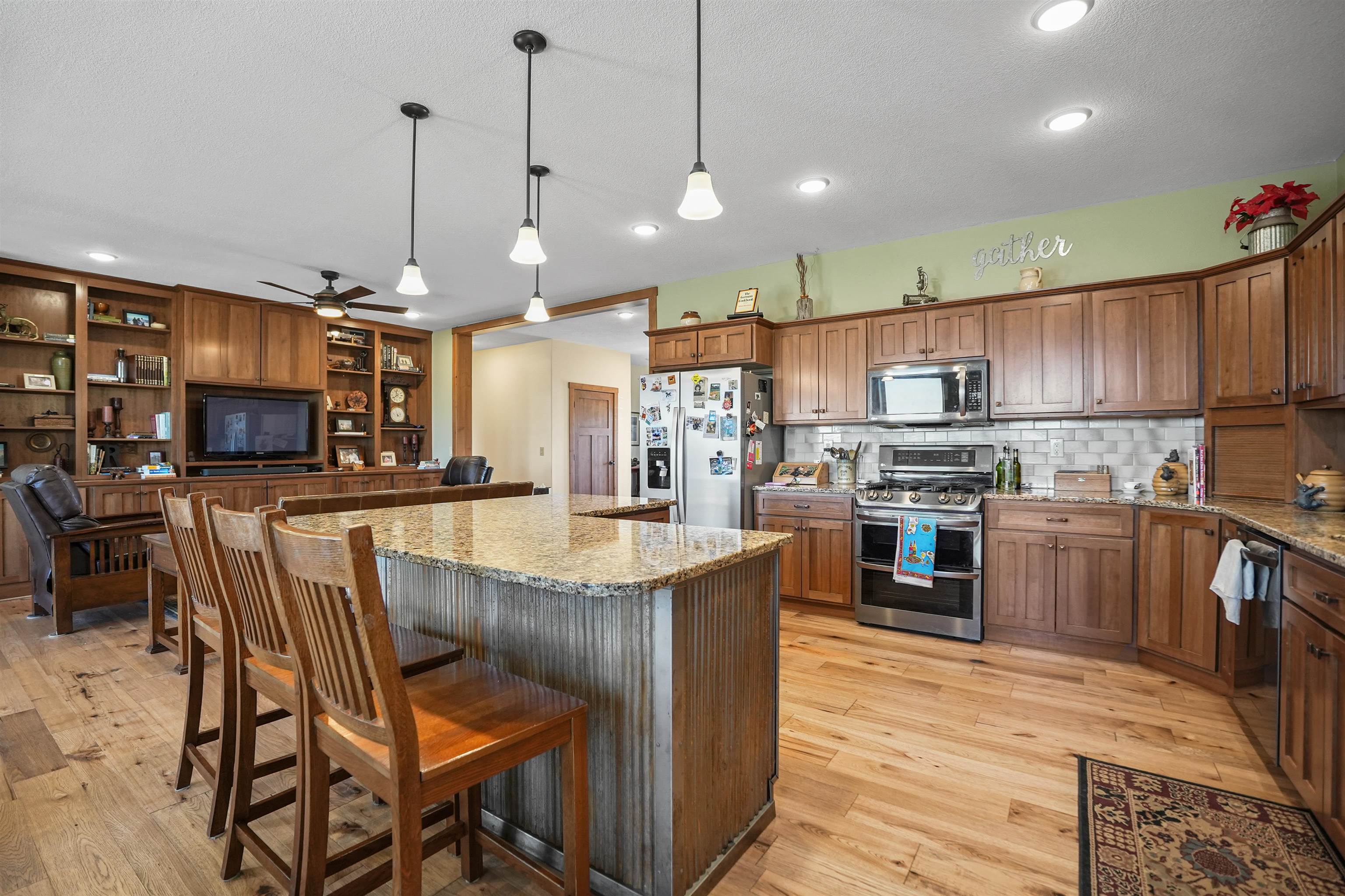 27909 Lariat Circle Property Photo 6