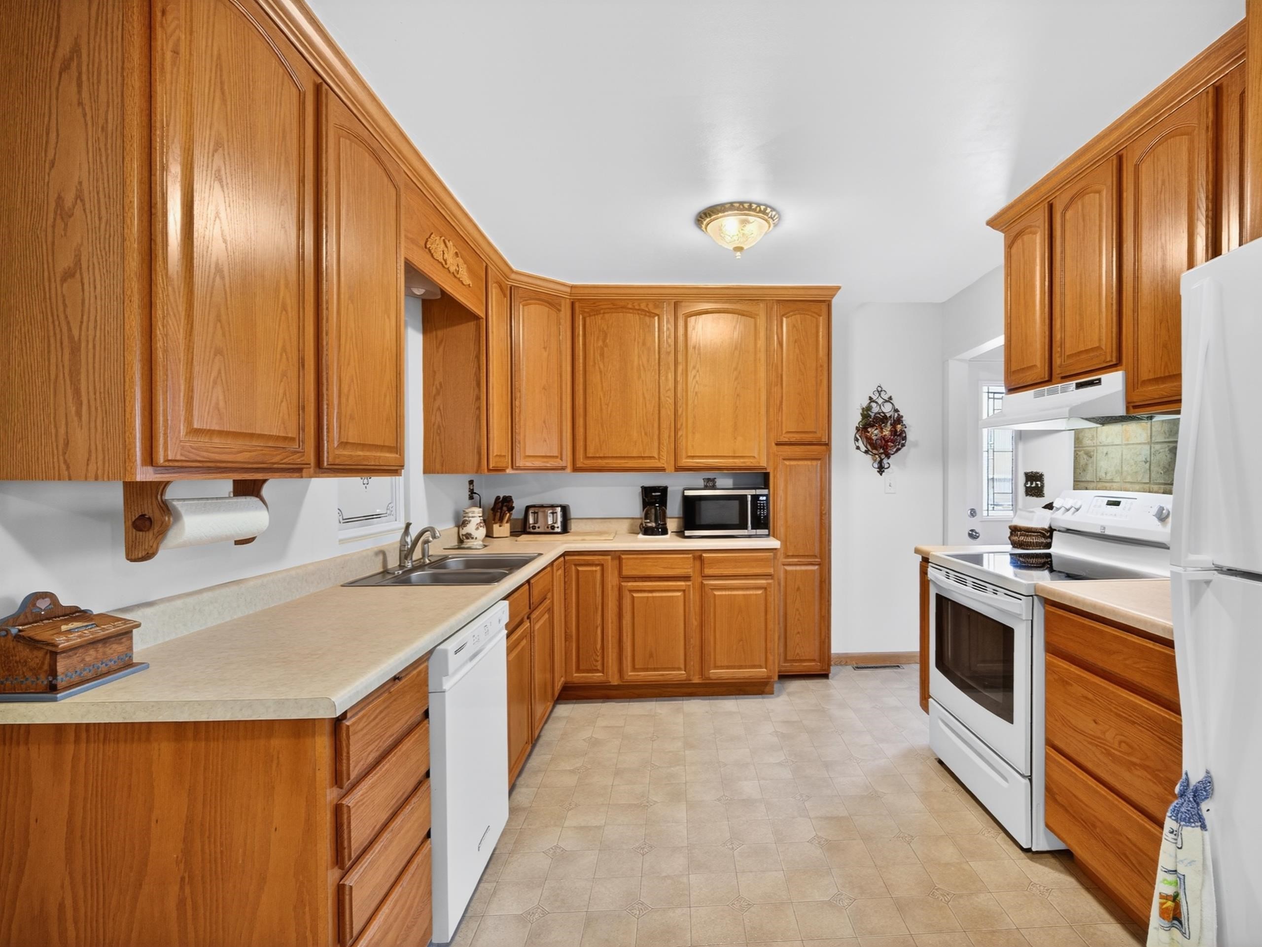 2038 12th Avenue Property Photo 5