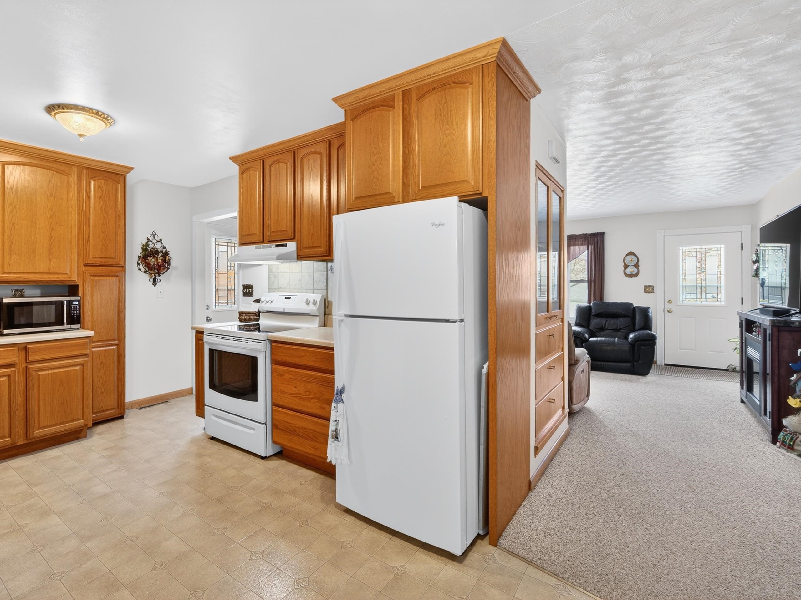 2038 12th Avenue Property Photo 6