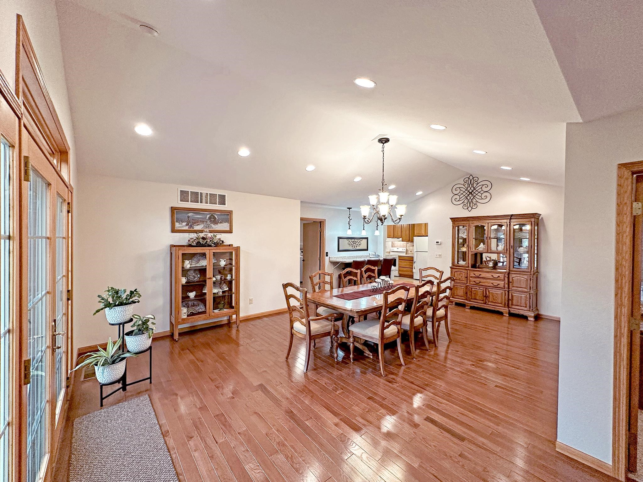 2038 12th Avenue Property Photo 7
