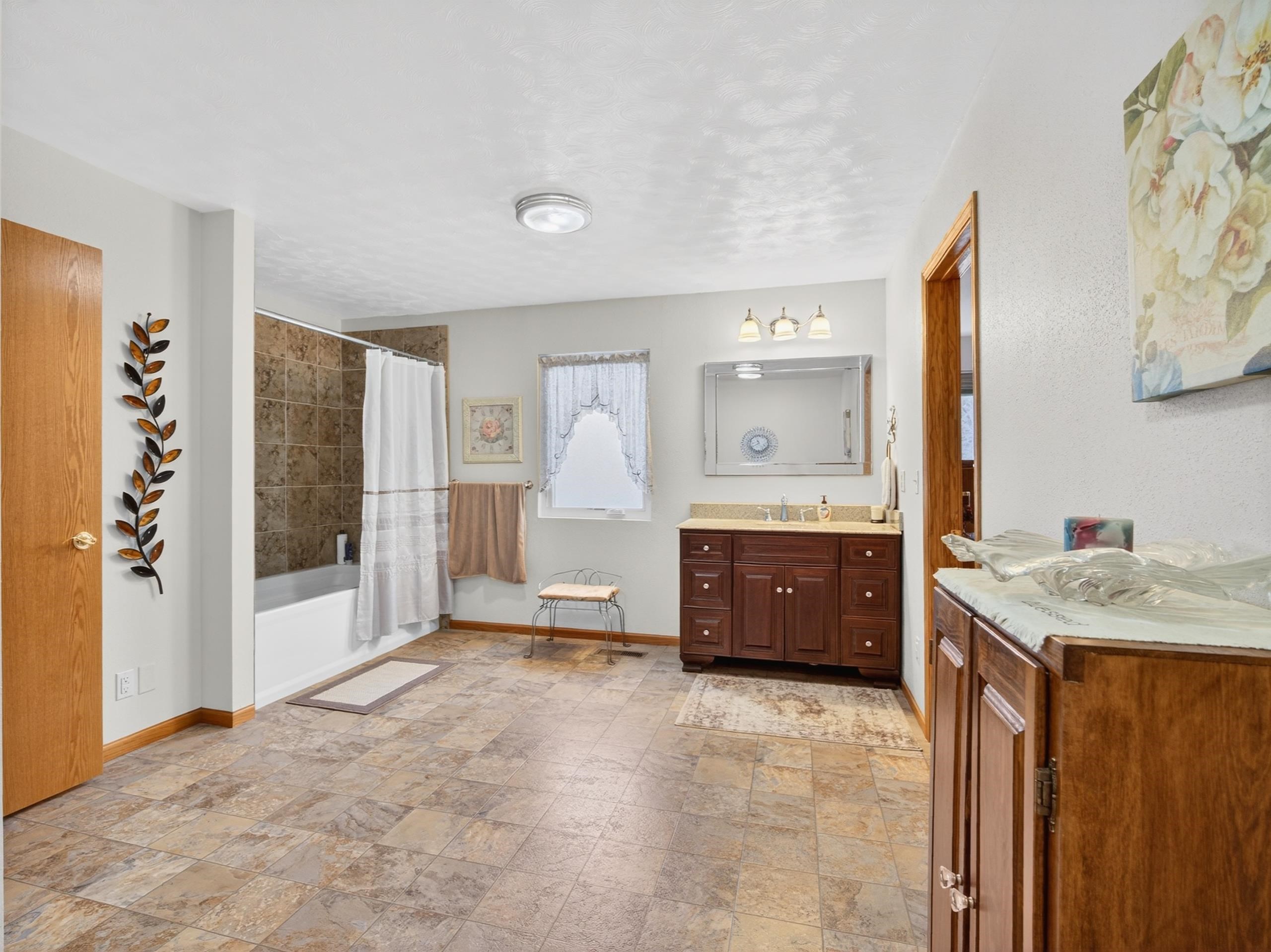 2038 12th Avenue Property Photo 10