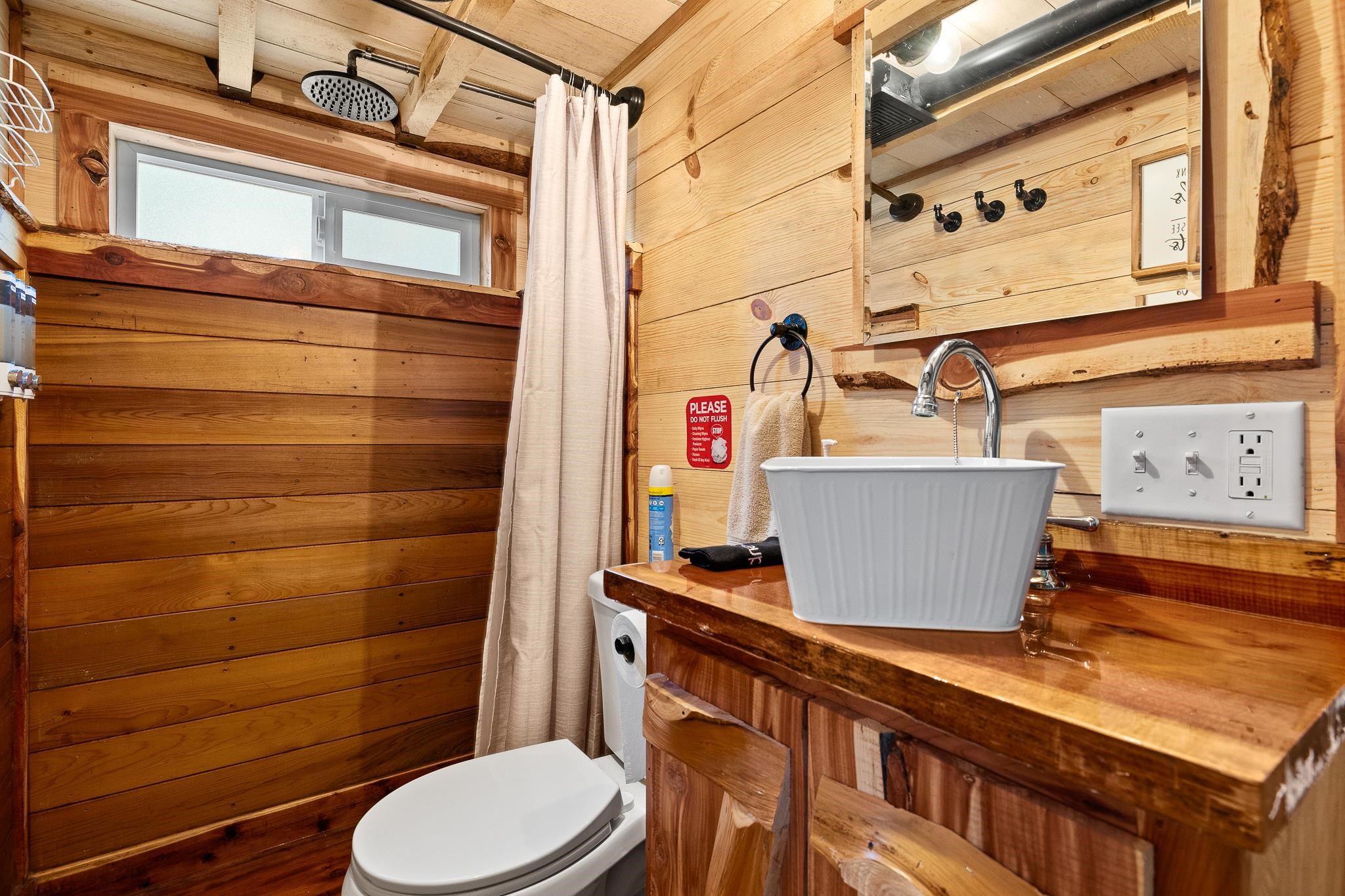 27651-r Country View Road Property Photo 4