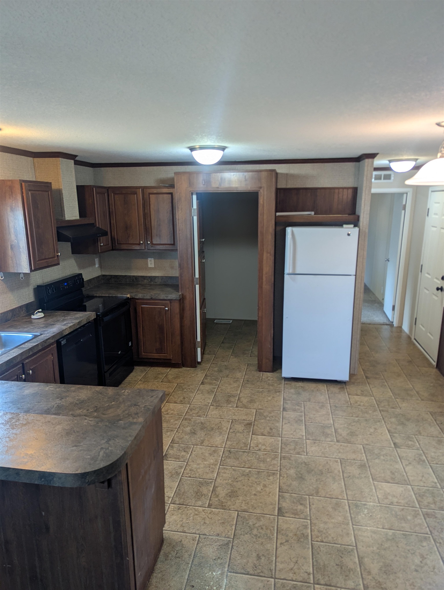 134 Valley Drive Property Photo 3