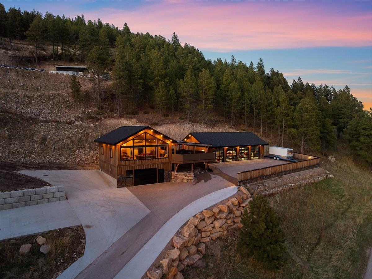 20737 Shirt Tail Gulch Road Property Photo 4