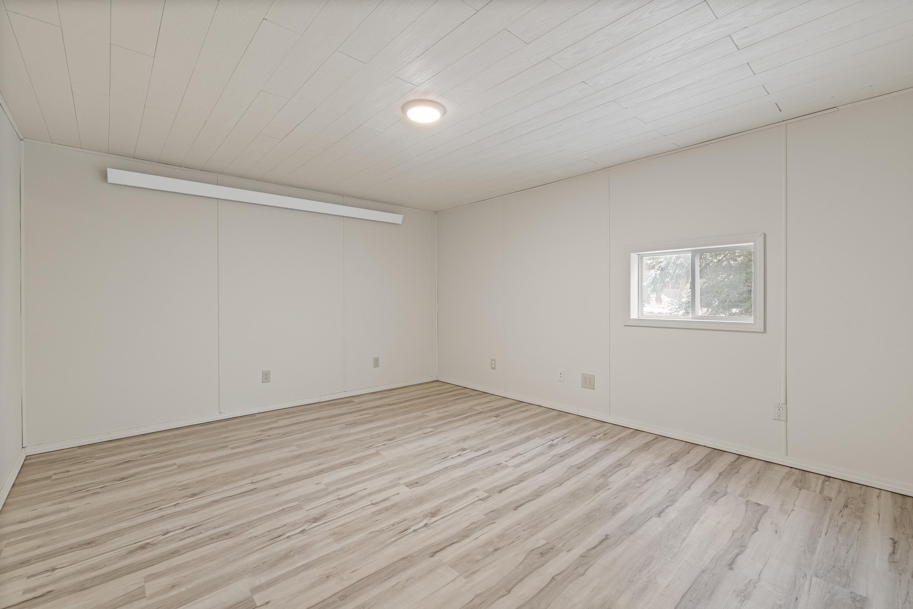 13073 Pine Cliff Circle Property Photo 13