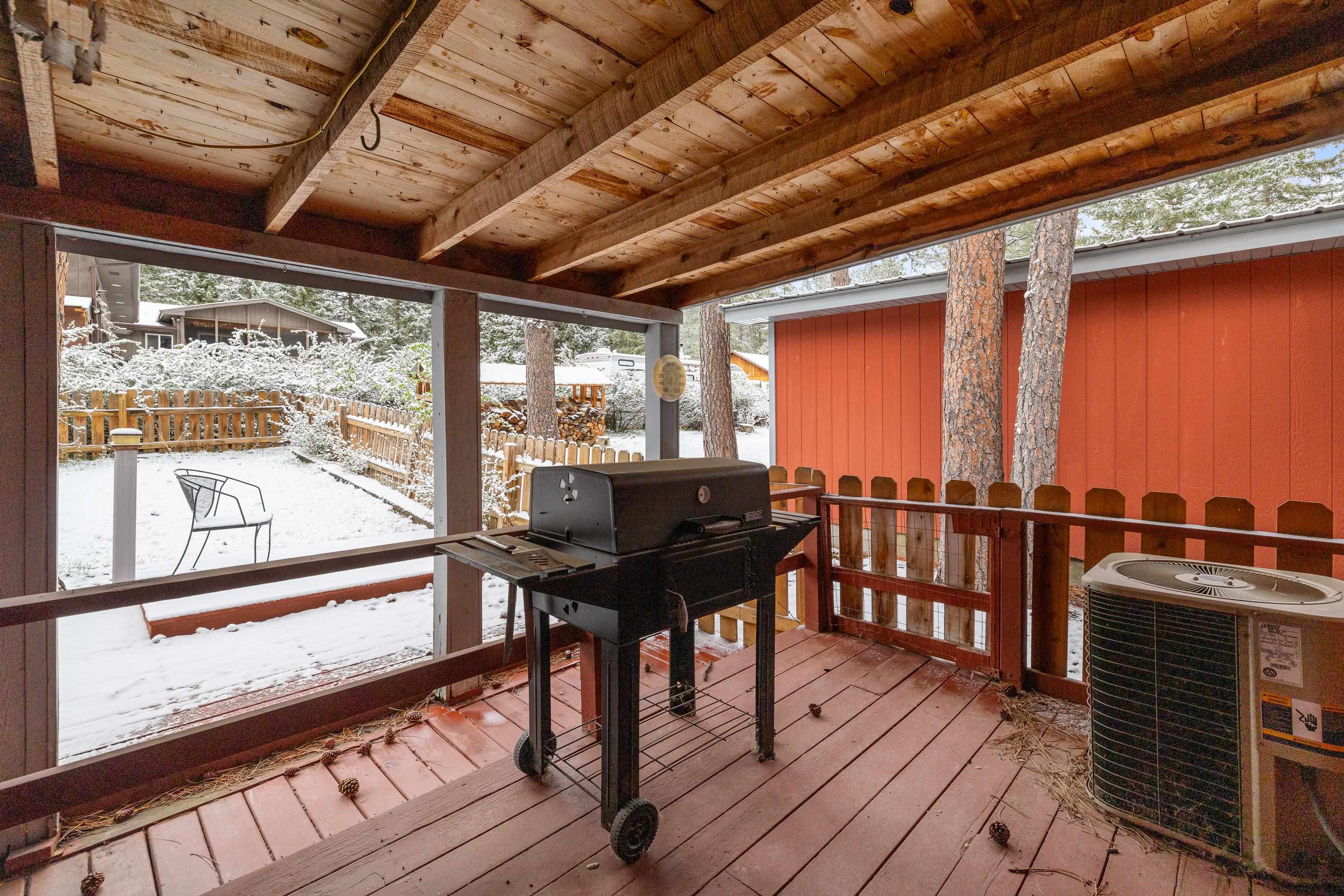 13073 Pine Cliff Circle Property Photo 21