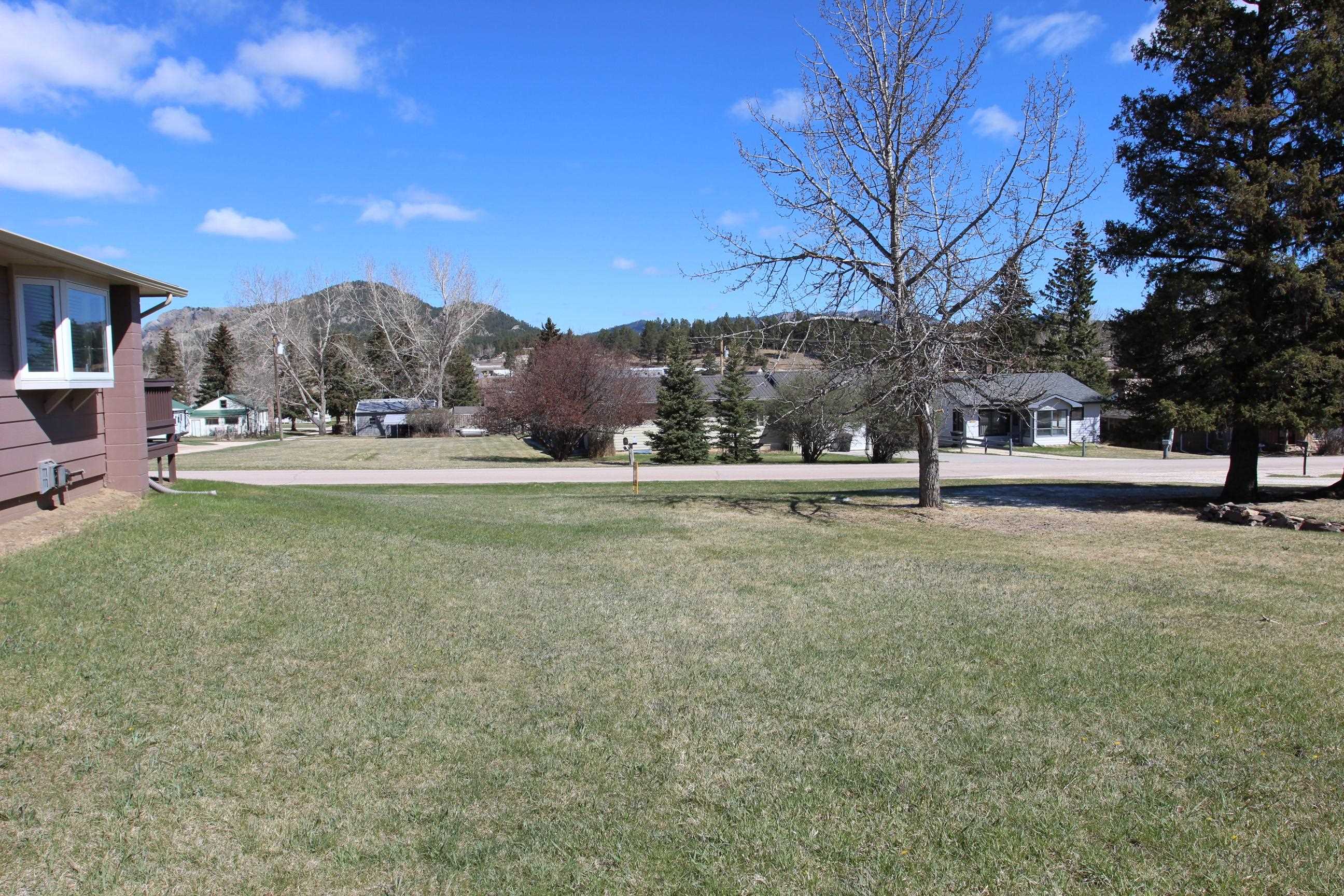 1122 Pine Street Property Photo 4