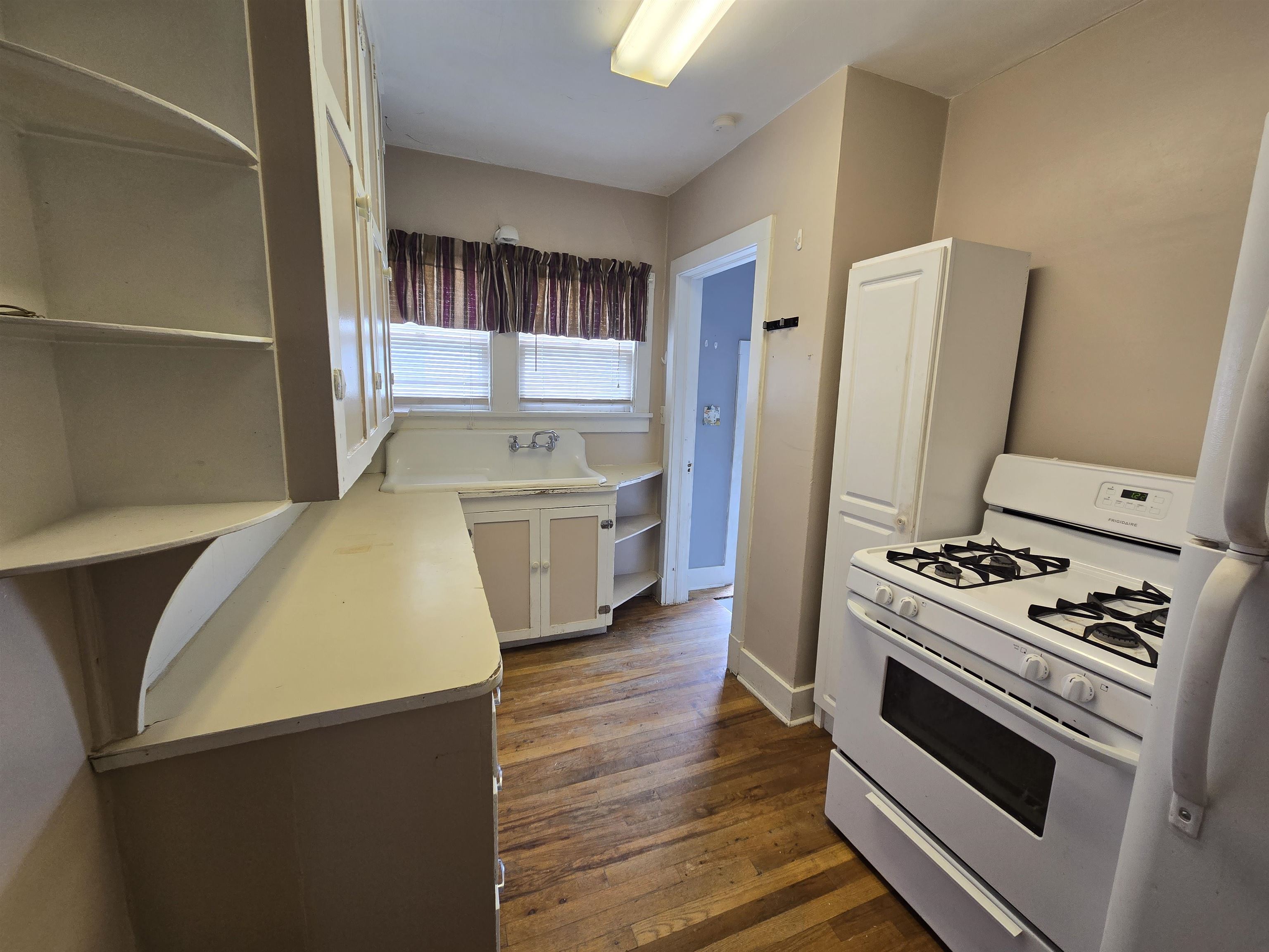 1711 Junction Avenue Property Photo 8