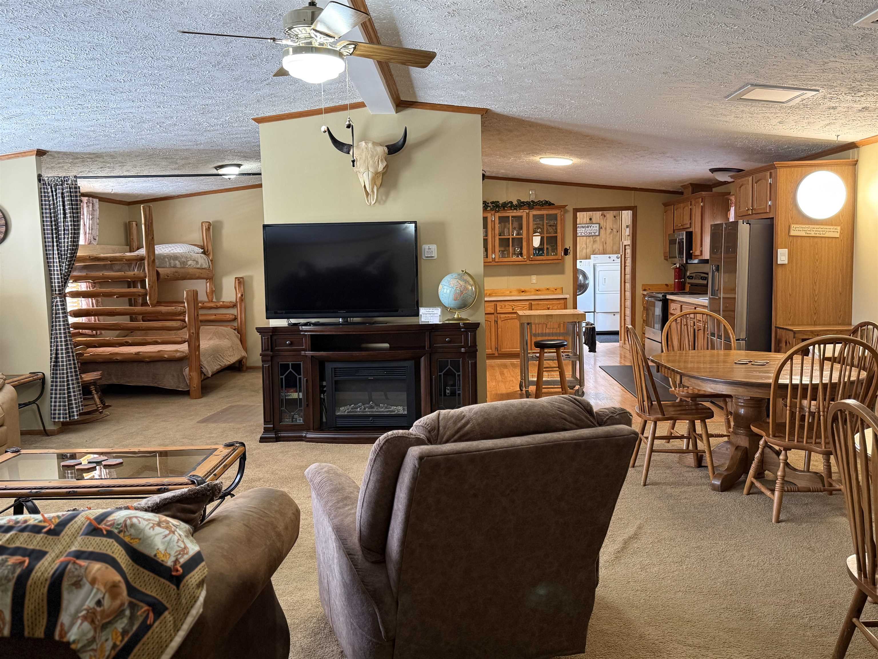 11321 Gillette Prairie Road Property Photo 9