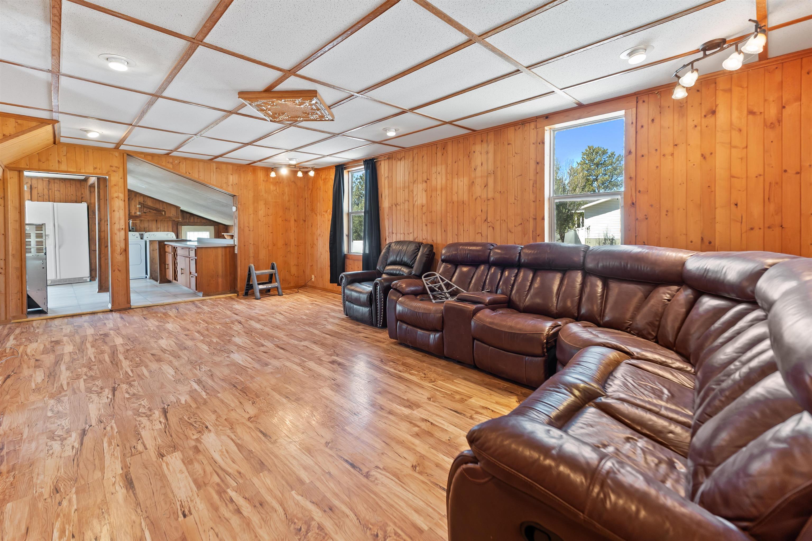 838 Wood Road Property Photo 5
