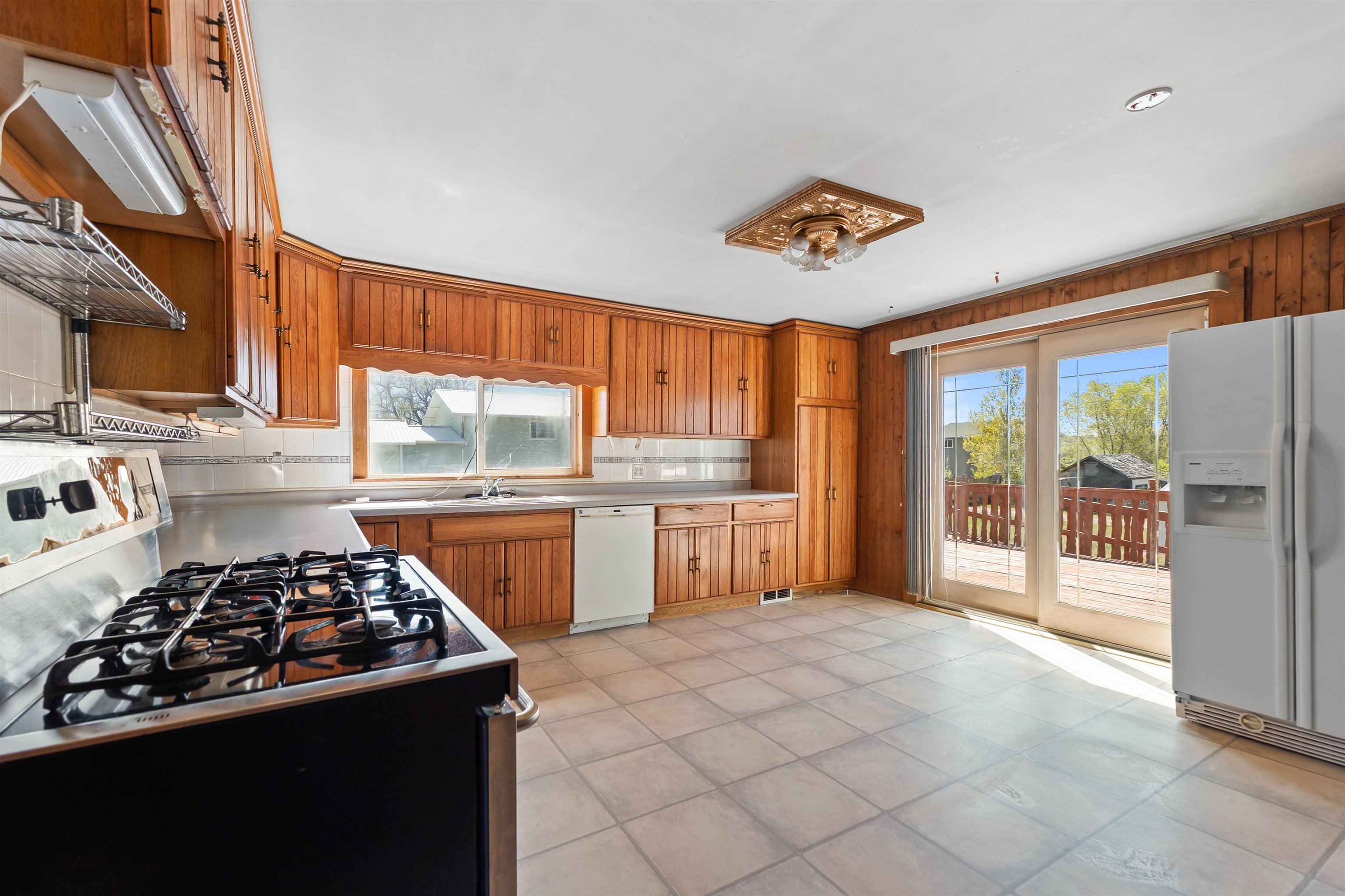 838 Wood Road Property Photo 11
