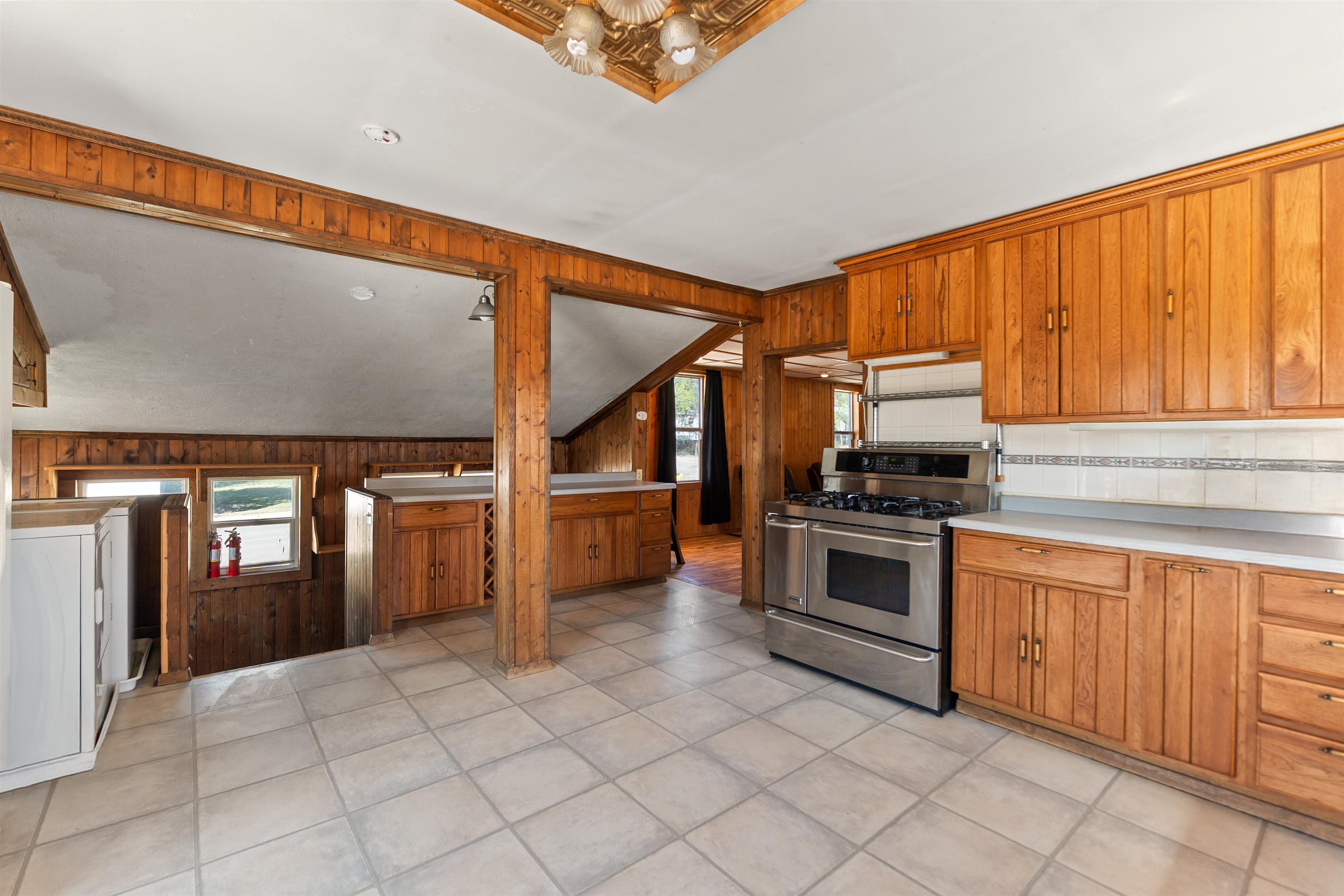 838 Wood Road Property Photo 12