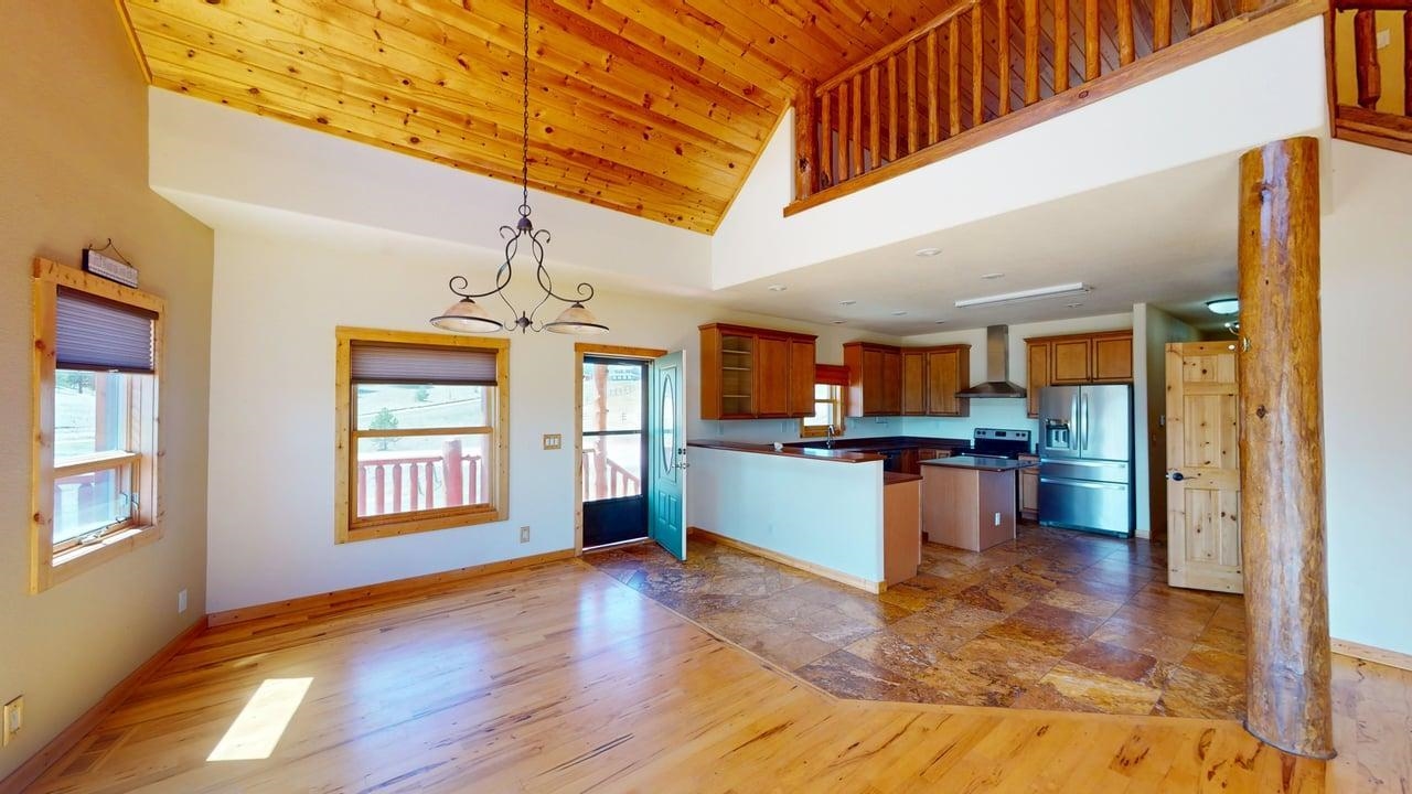 23402 Mineral Lane Property Photo 17