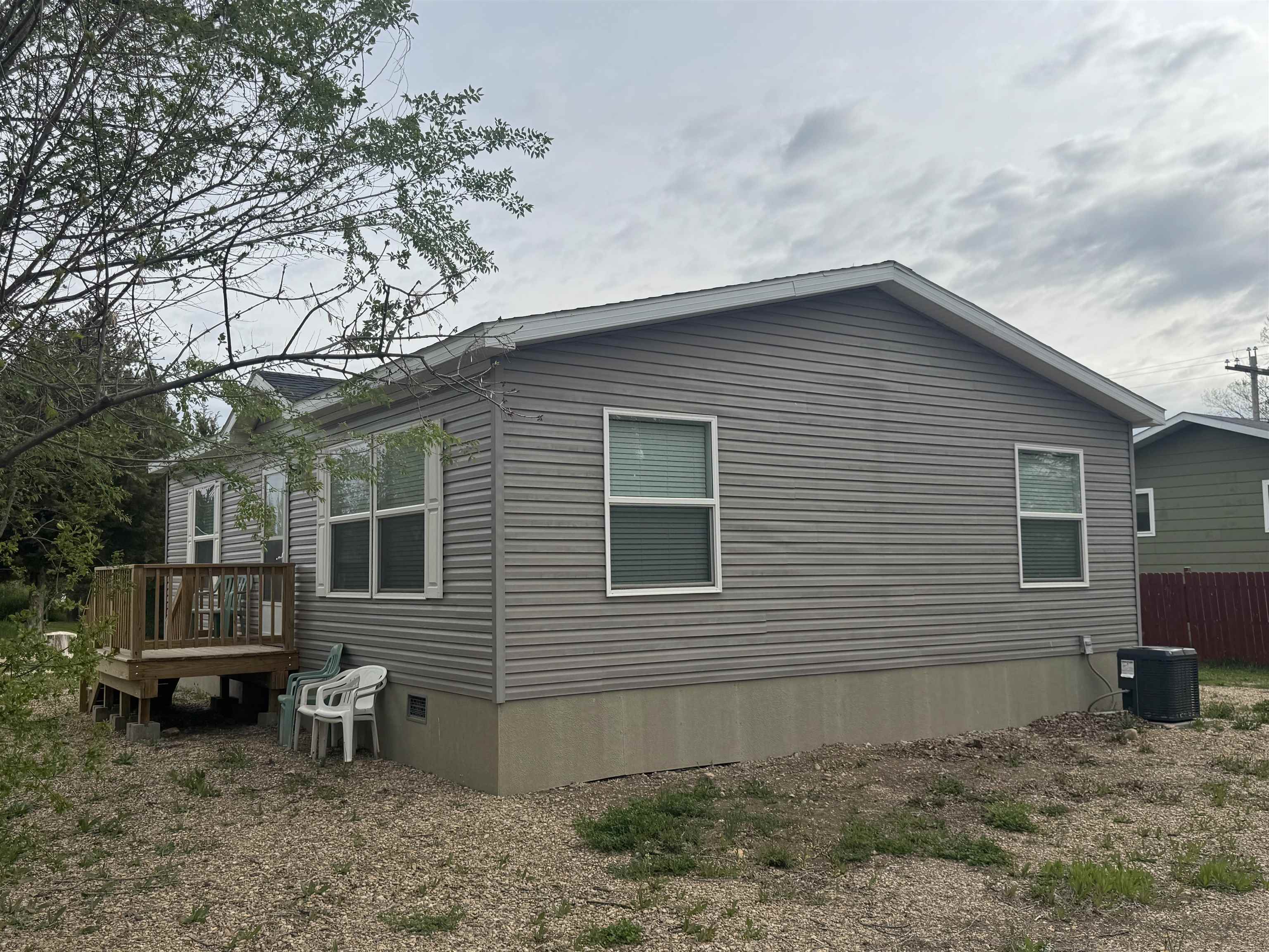 115 1st Street Property Photo 2