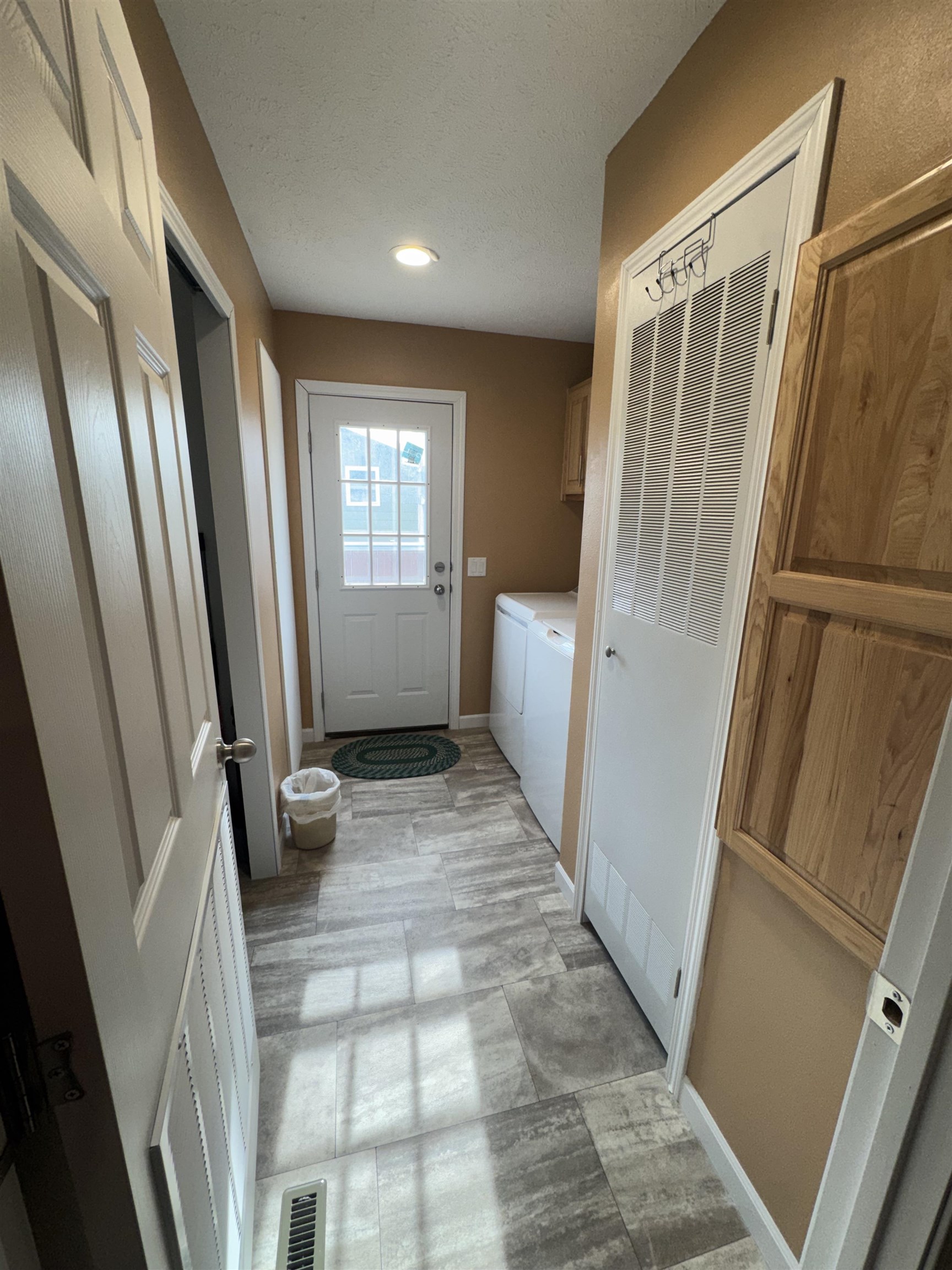 115 1st Street Property Photo 11